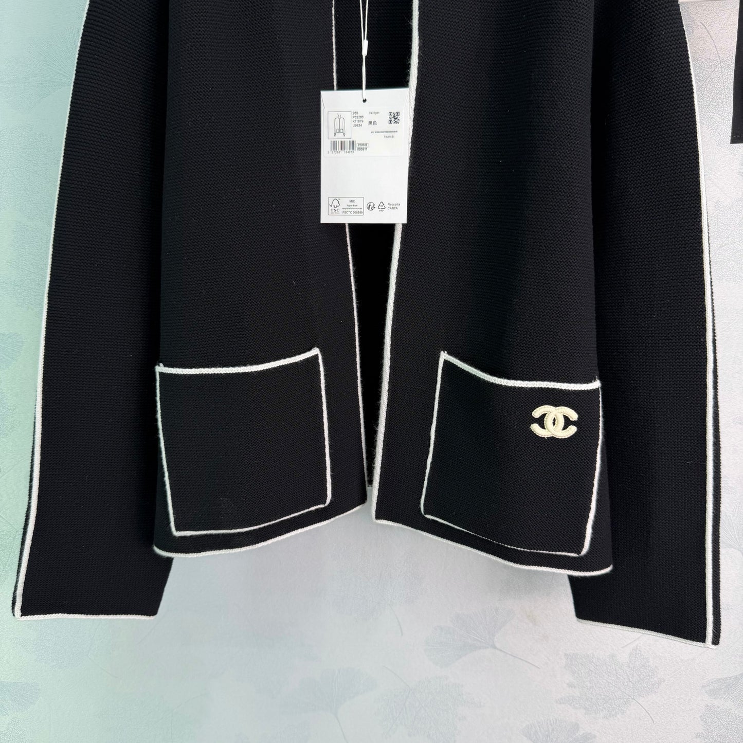 26SS NEW White piping knitted cardigan