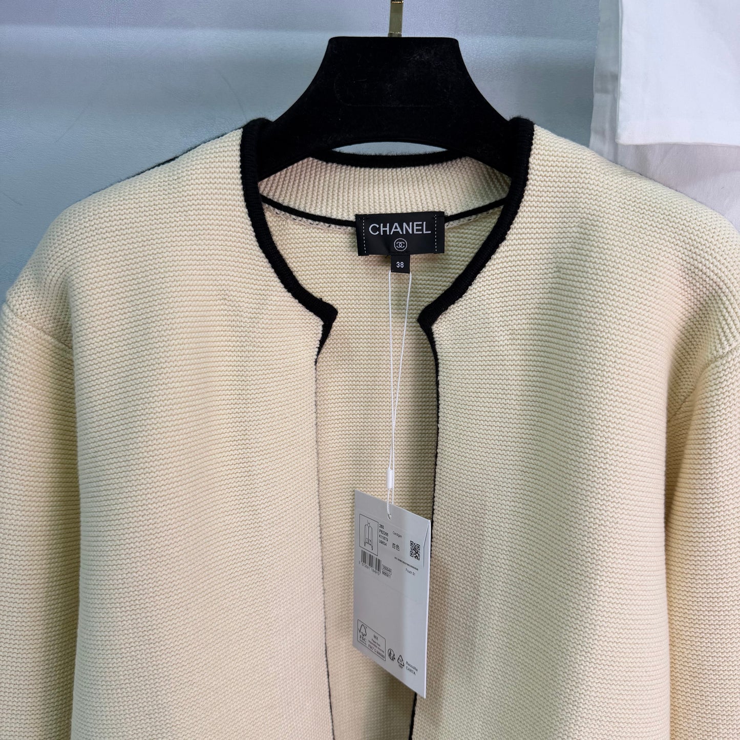 26SS NEW White piping knitted cardigan