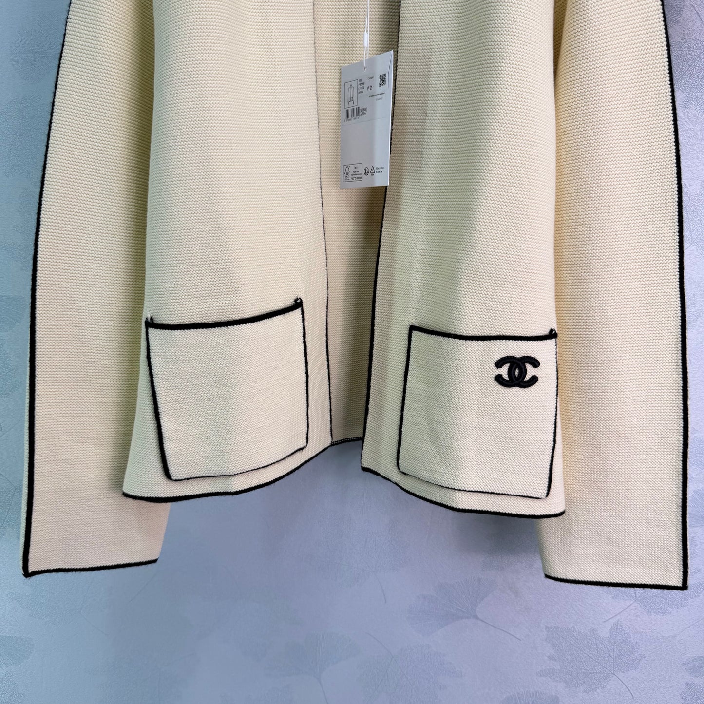 26SS NEW White piping knitted cardigan