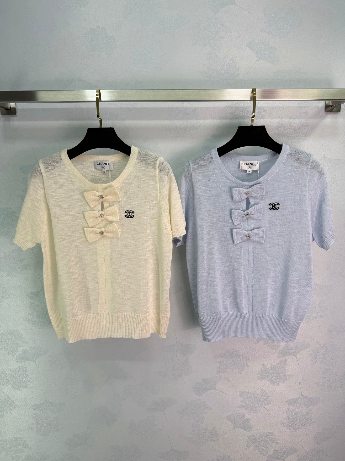 26SS NEU Strickoberteil mit Schleife, kurze Ärmel