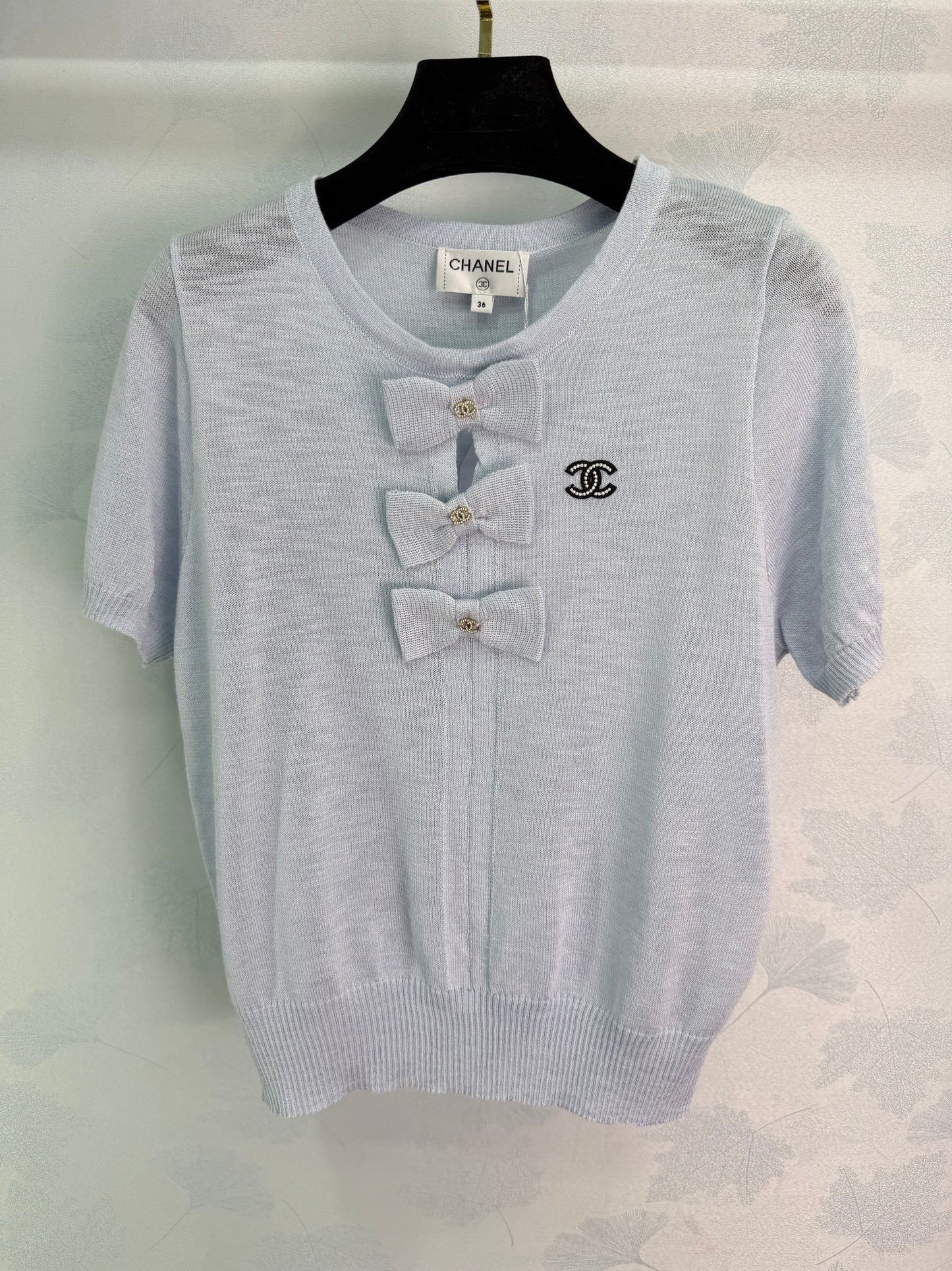 26SS NEU Strickoberteil mit Schleife, kurze Ärmel
