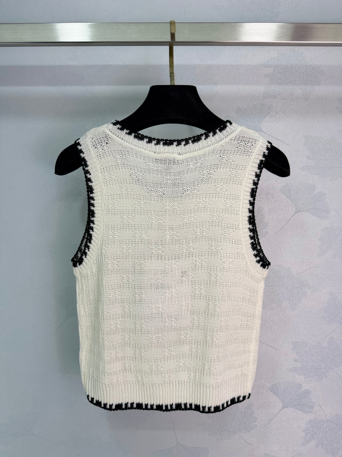 26SS NEW Black embroidered chest logo logo knitted vest