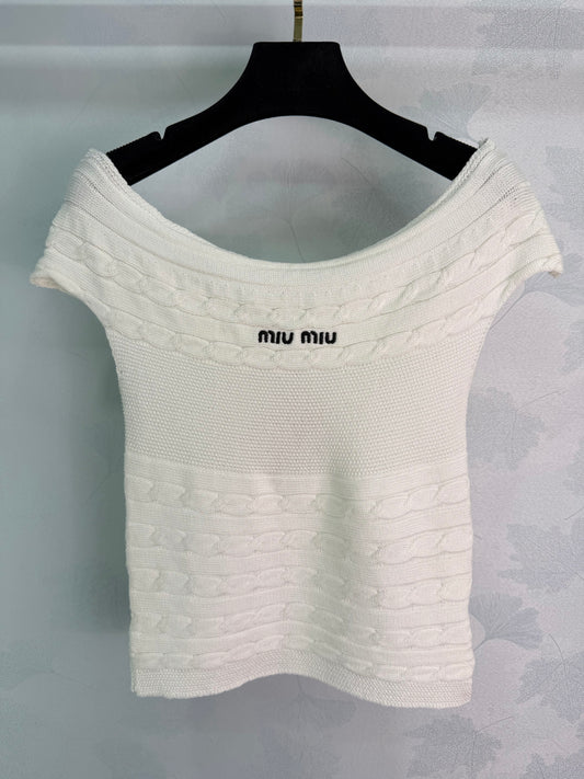 26SS NEW Twist knitted one-shoulder top