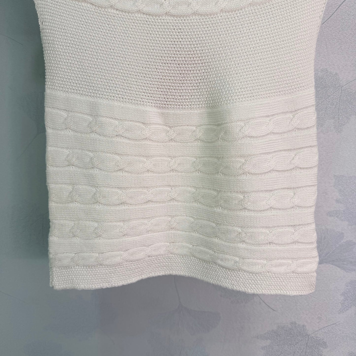 26SS NEUES verdrehtes Strick-One-Shoulder-Top