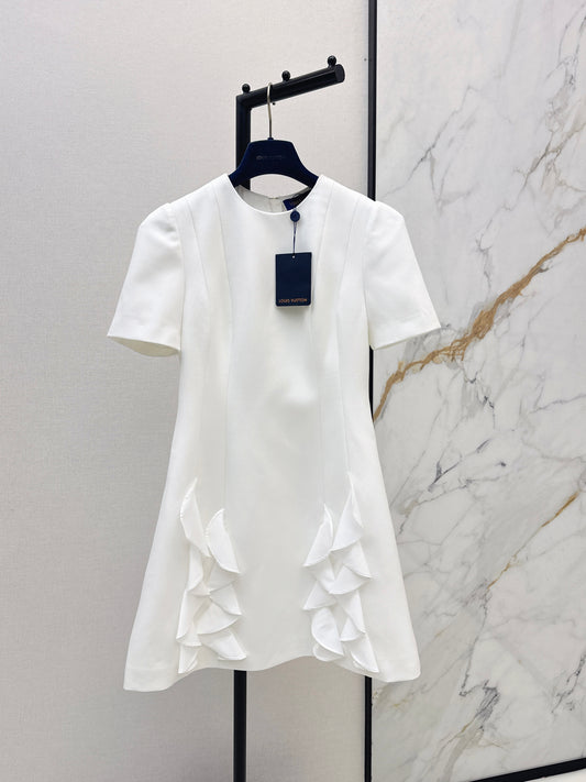 26SS NEW New short-sleeved dress with layered hem decoration