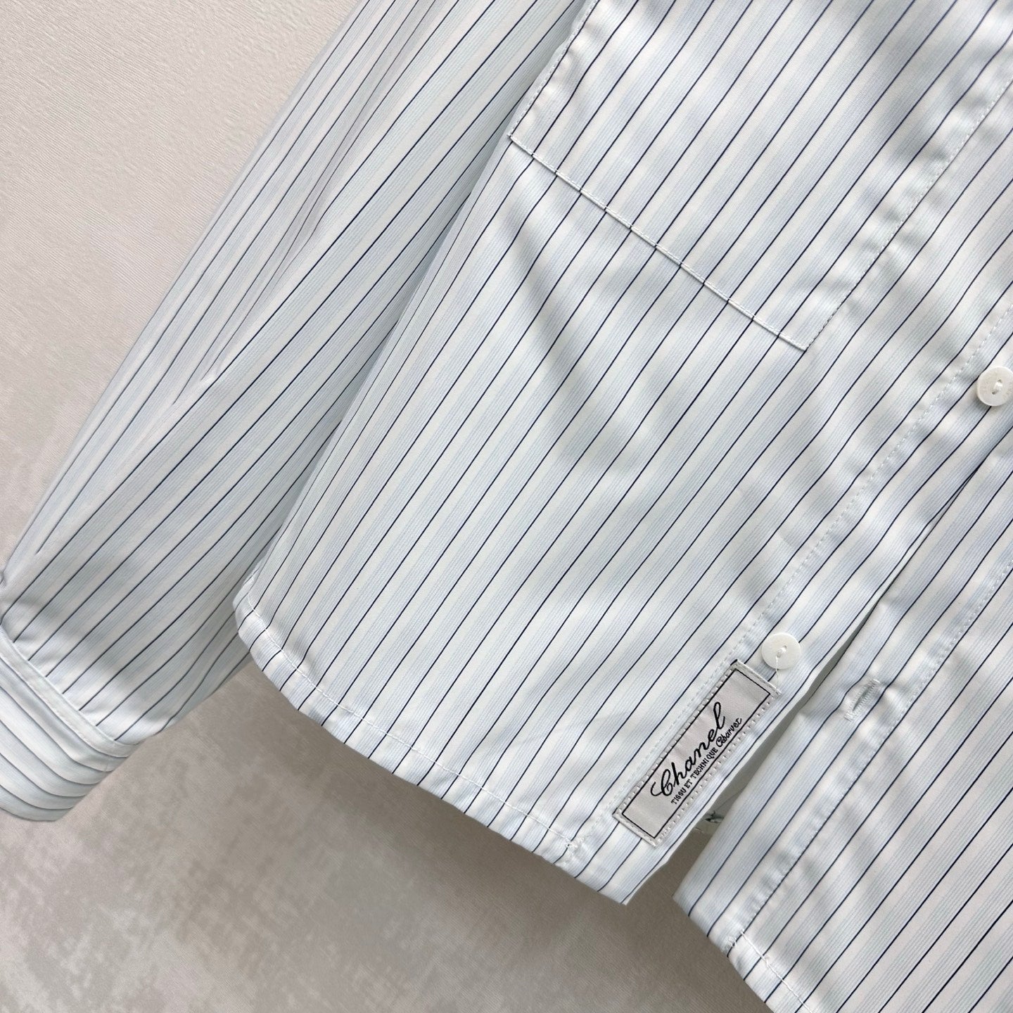 26SS NEUES gestreiftes Hemd mit Revers