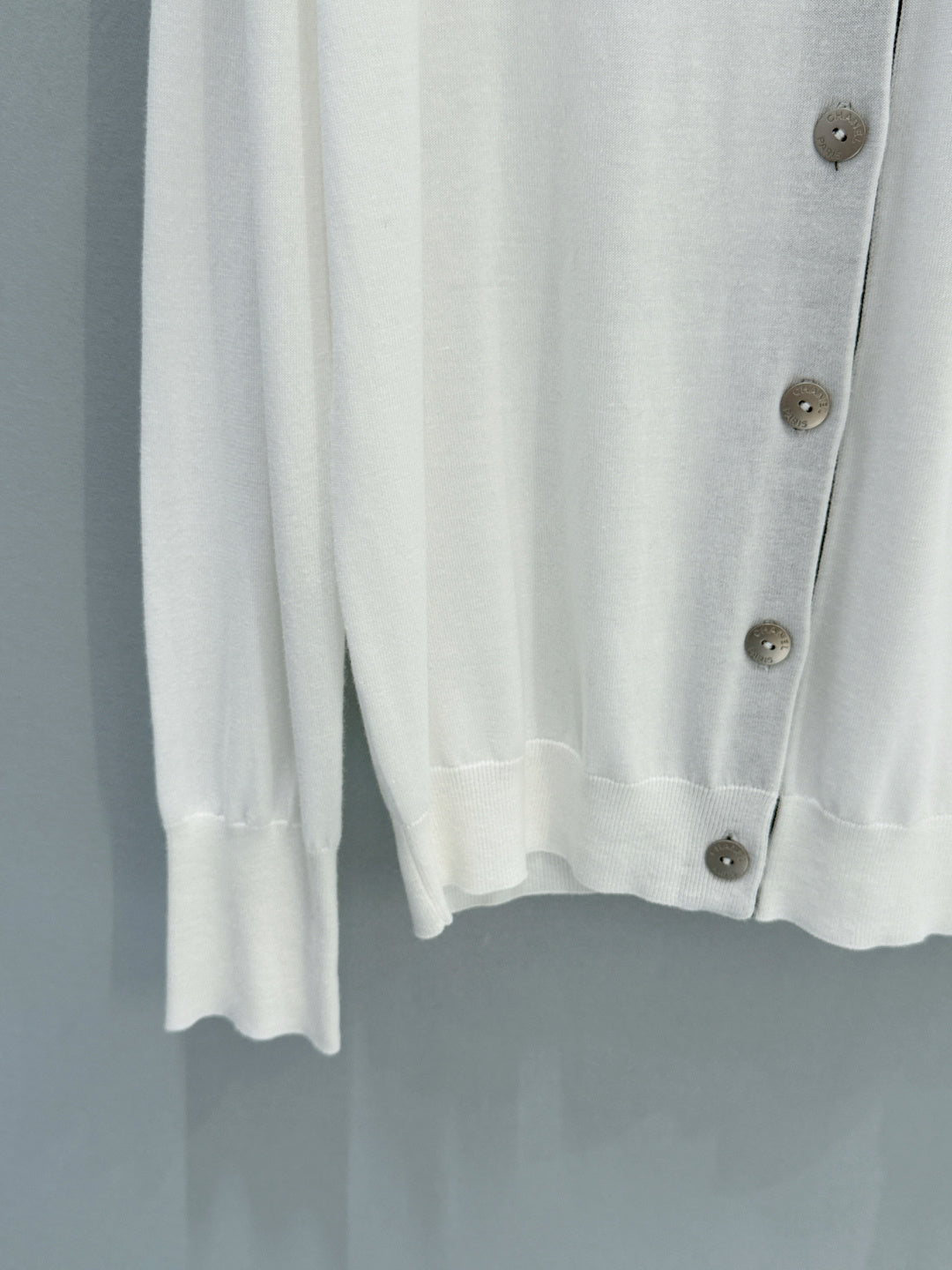 26SS NEW White lapel contrast placket knitted cardigan