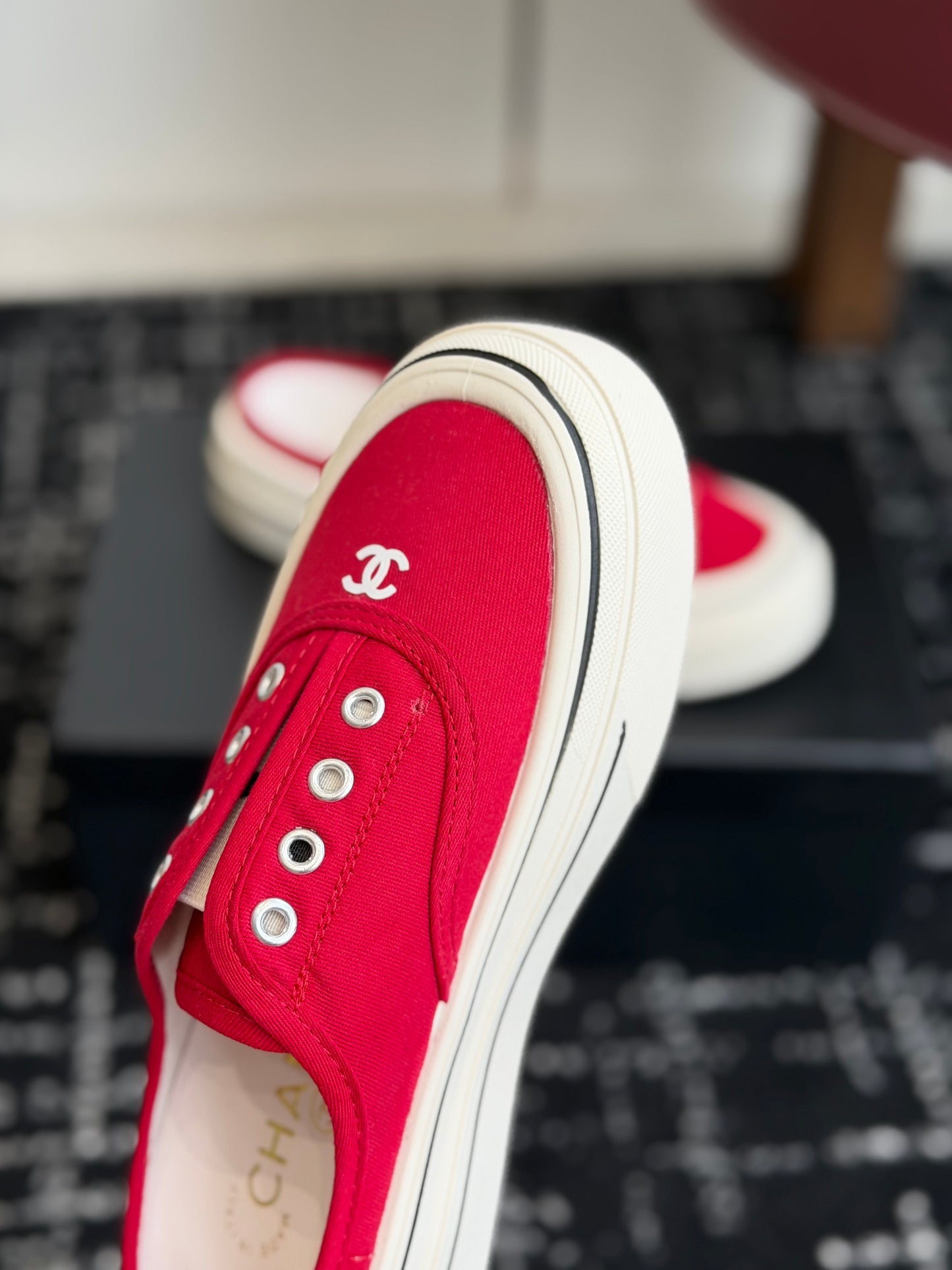26SS NEUE Segeltuchschuhe in Biskuit