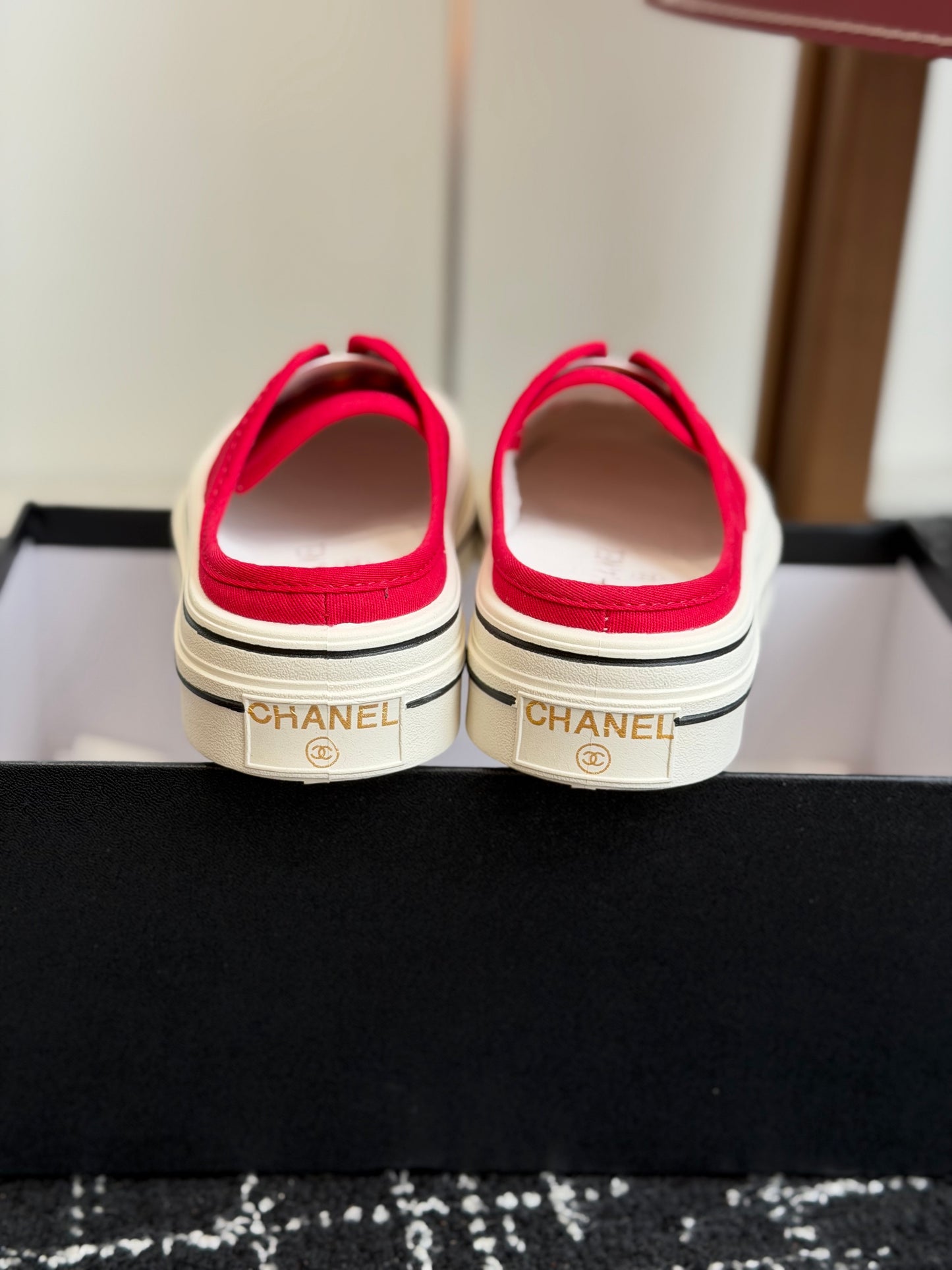 26SS NEUE Segeltuchschuhe in Biskuit
