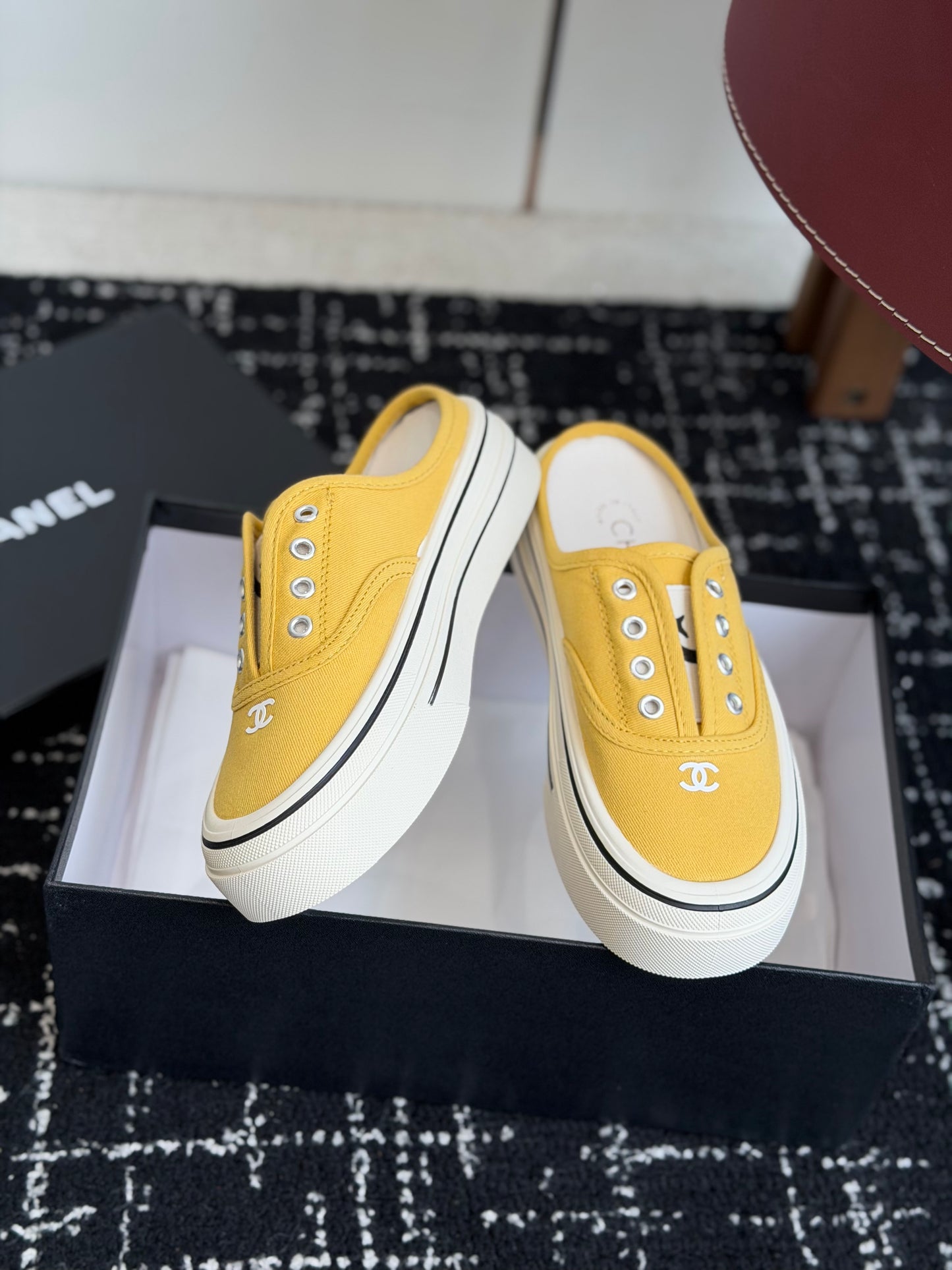 26SS NEUE Segeltuchschuhe in Biskuit