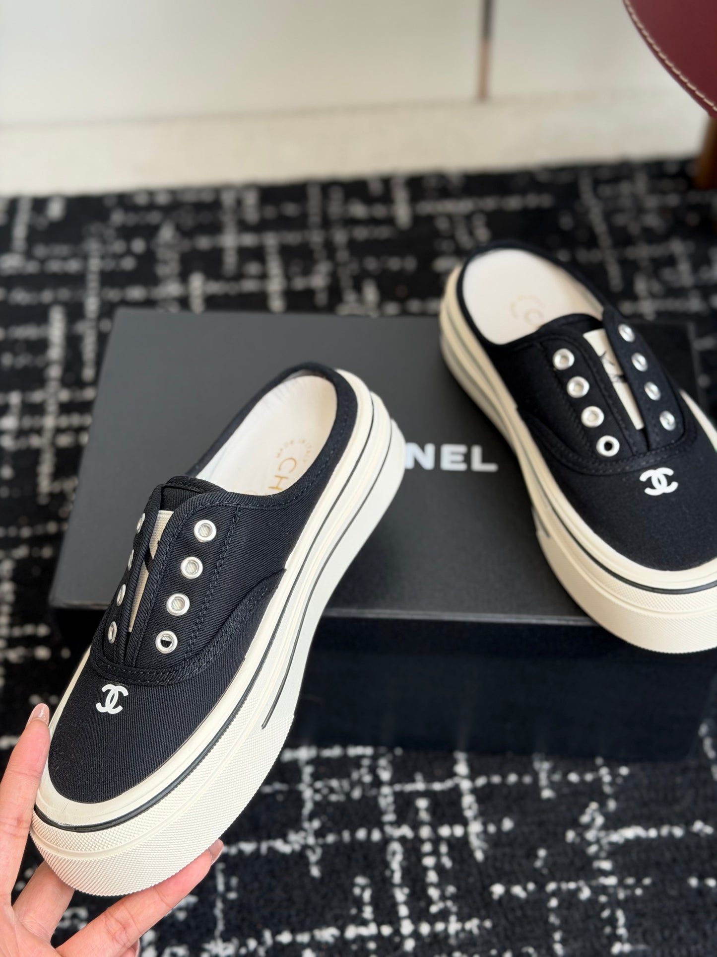 26SS NEUE Segeltuchschuhe in Biskuit