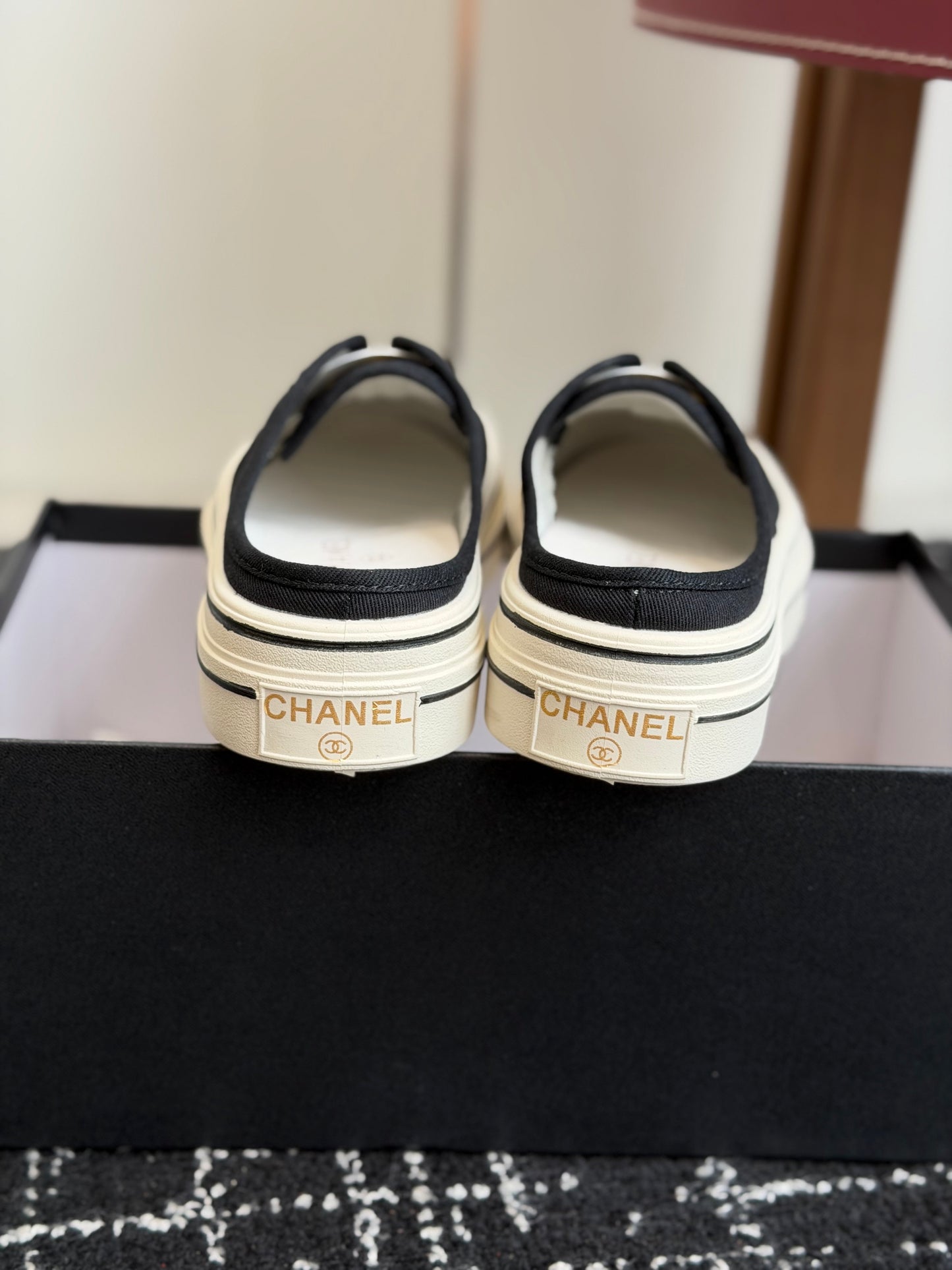 26SS NEUE Segeltuchschuhe in Biskuit