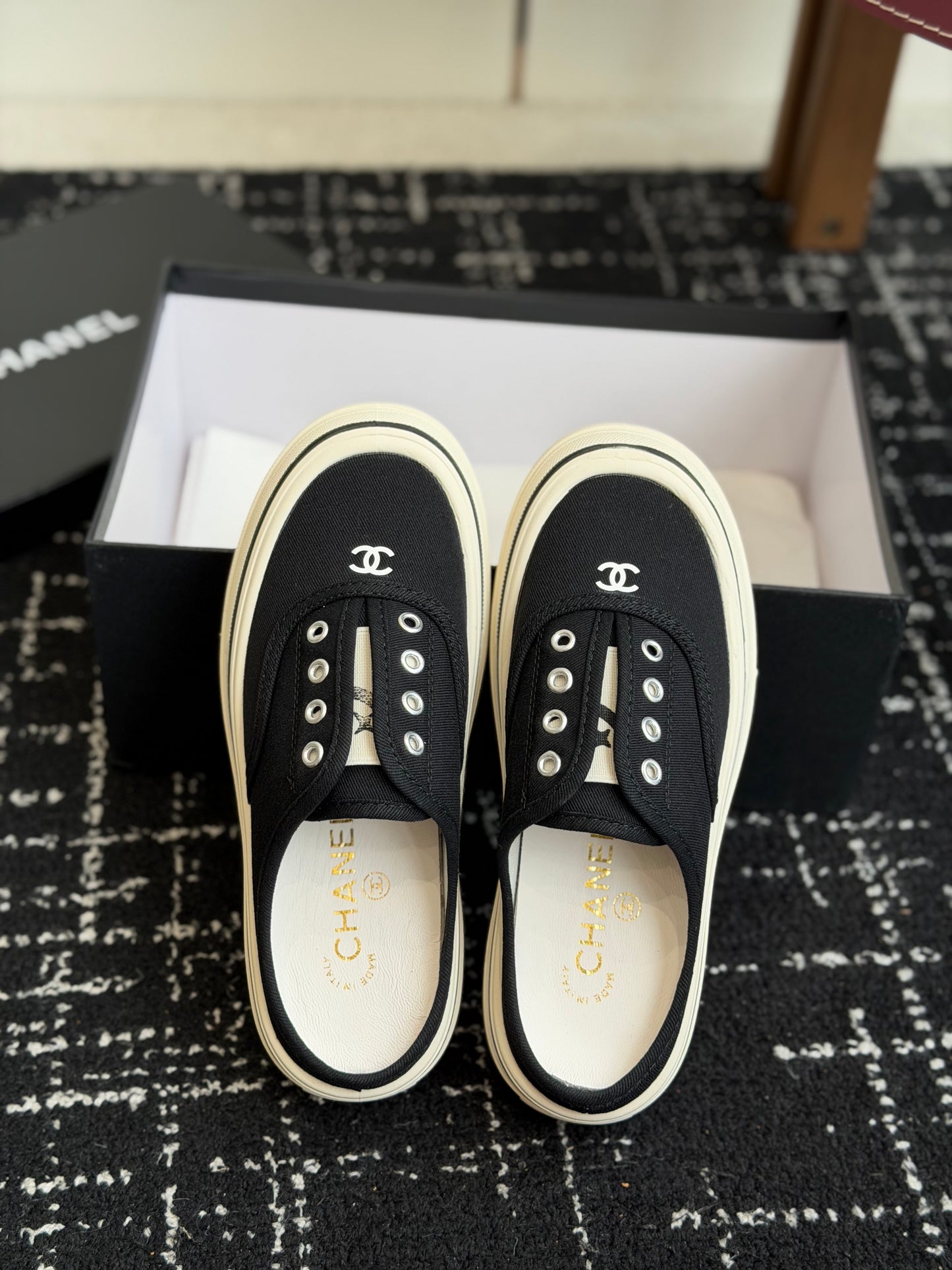 26SS NEUE Segeltuchschuhe in Biskuit