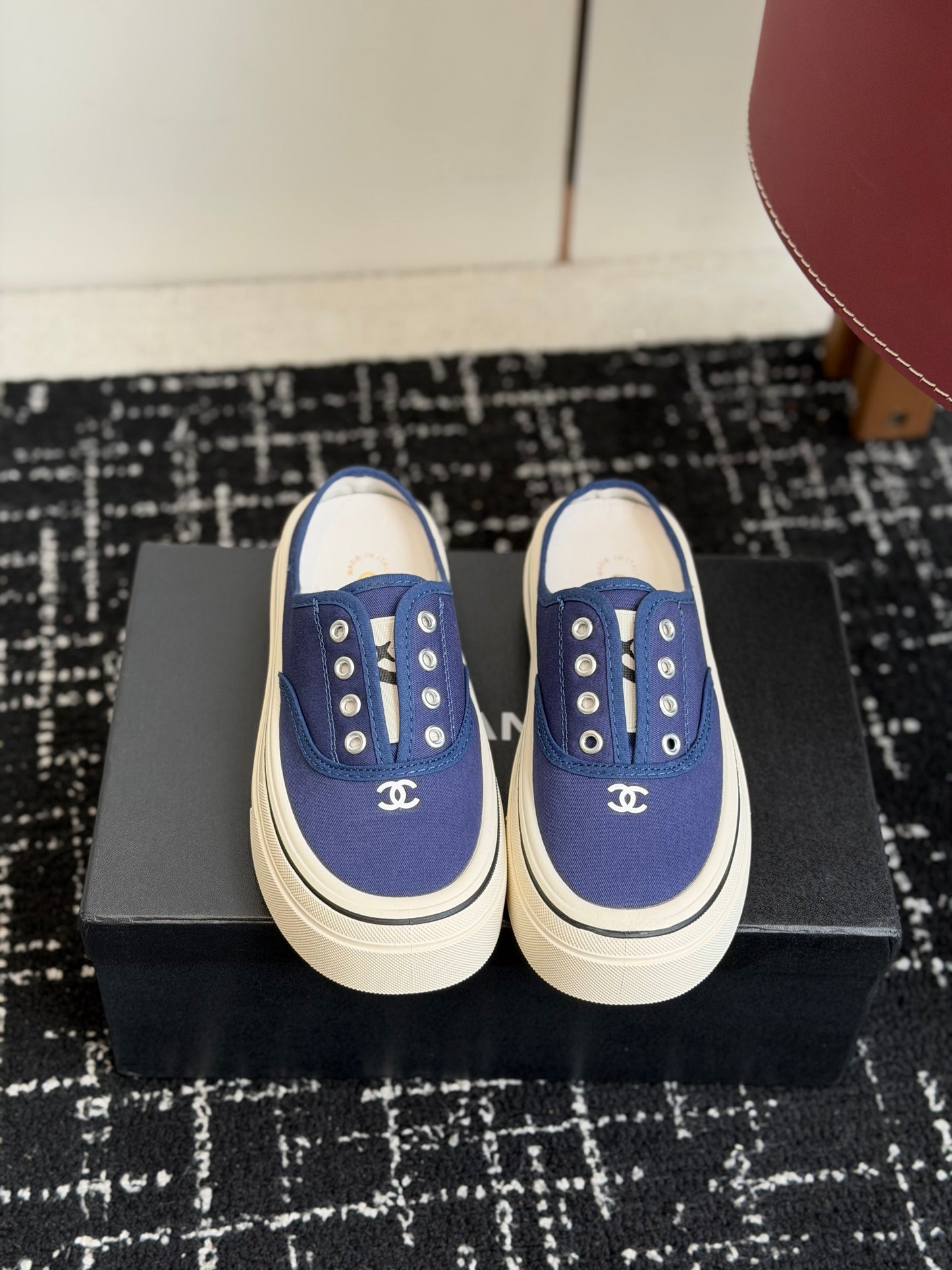 26SS NEUE Segeltuchschuhe in Biskuit