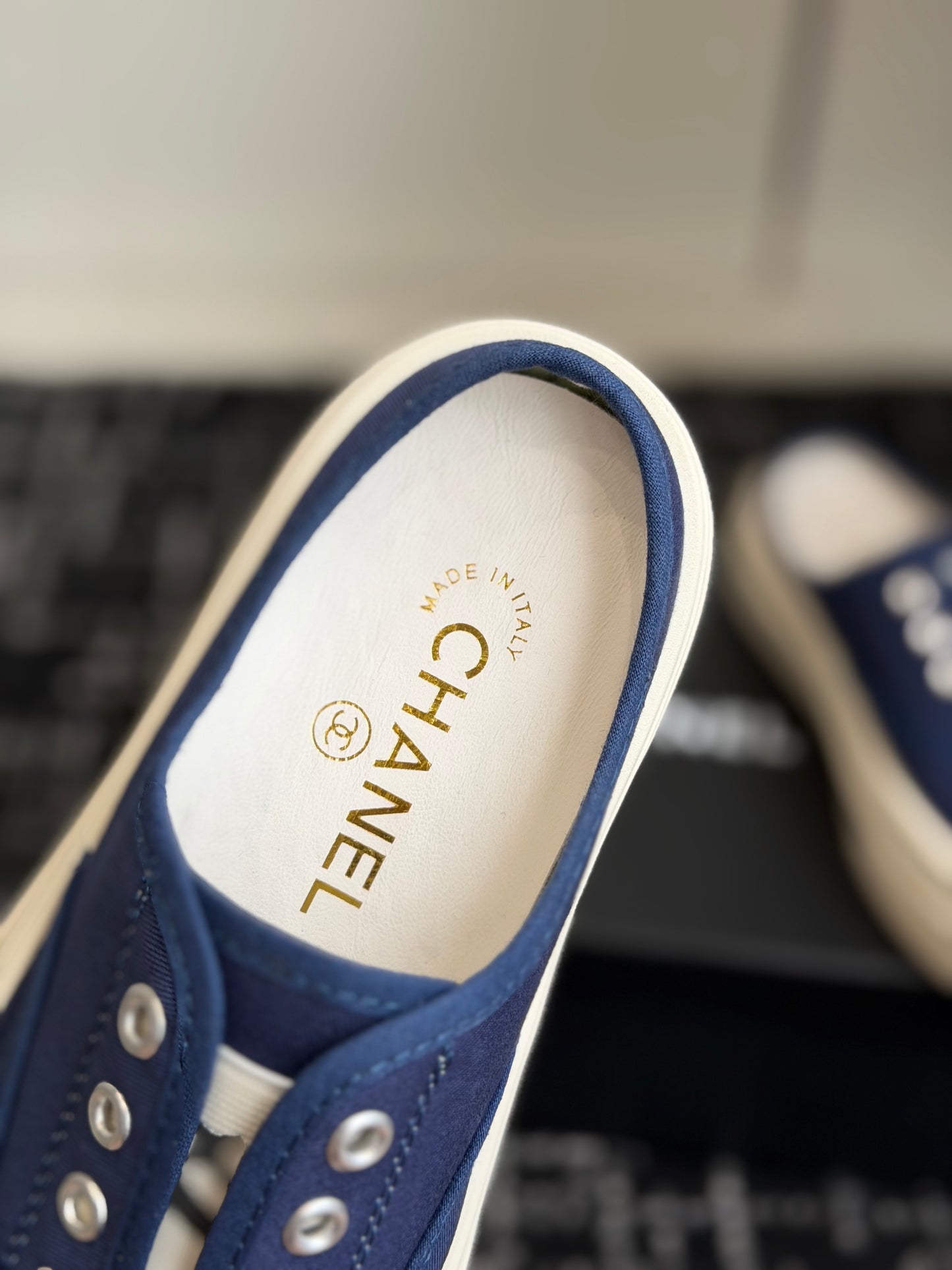 26SS NEUE Segeltuchschuhe in Biskuit