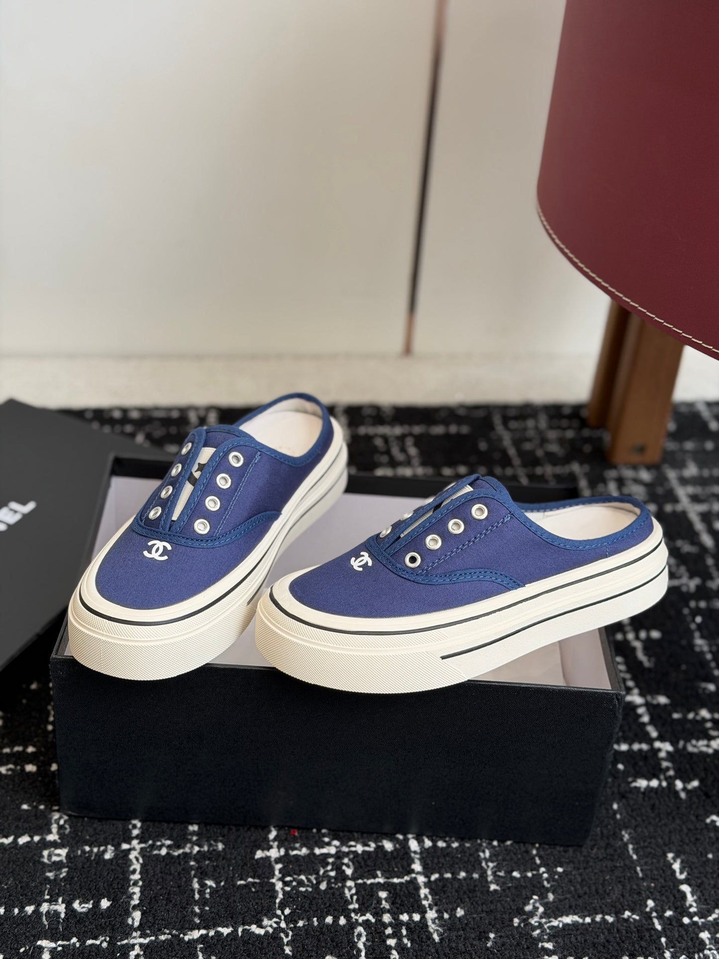 26SS NEUE Segeltuchschuhe in Biskuit
