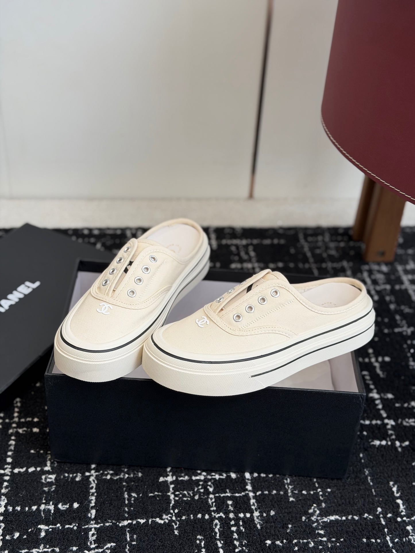 26SS NEUE Segeltuchschuhe in Biskuit