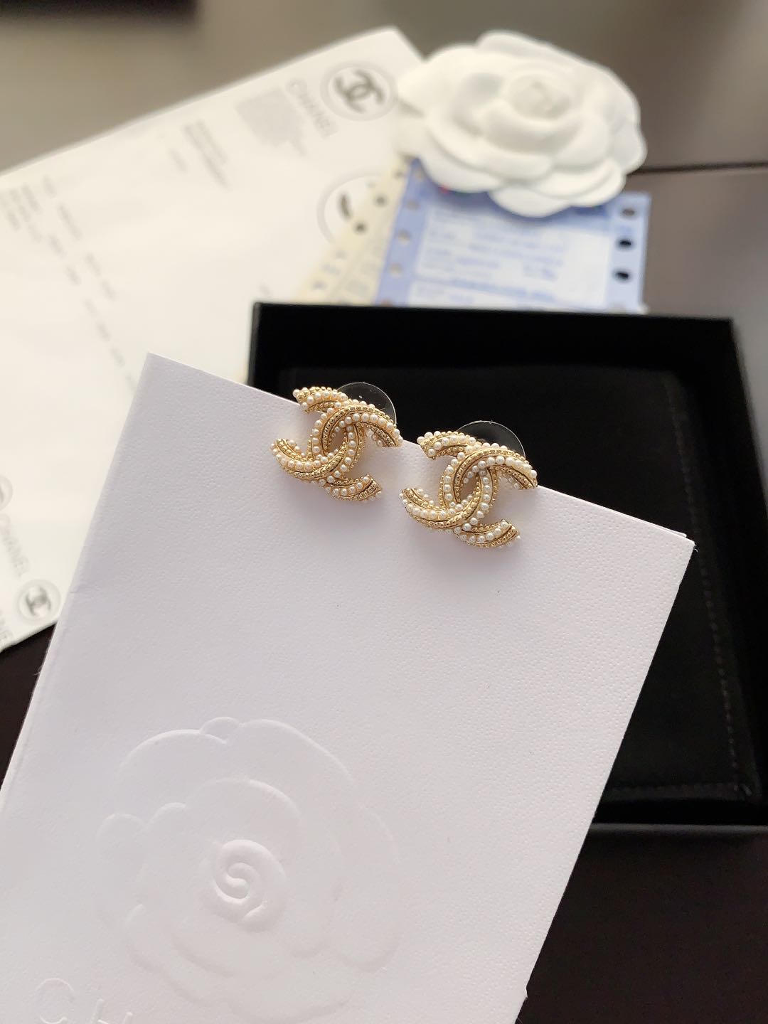 26SS NEUE Twist Perlen cc Ohrstecker