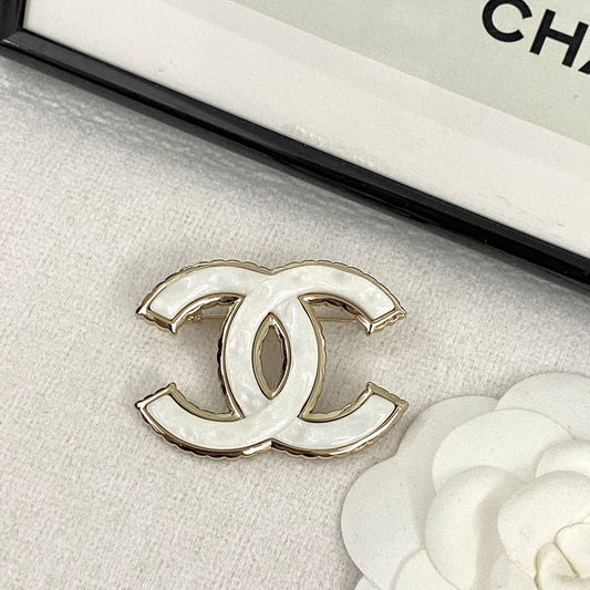 26SS NEW Double C white gold and enamel brooch