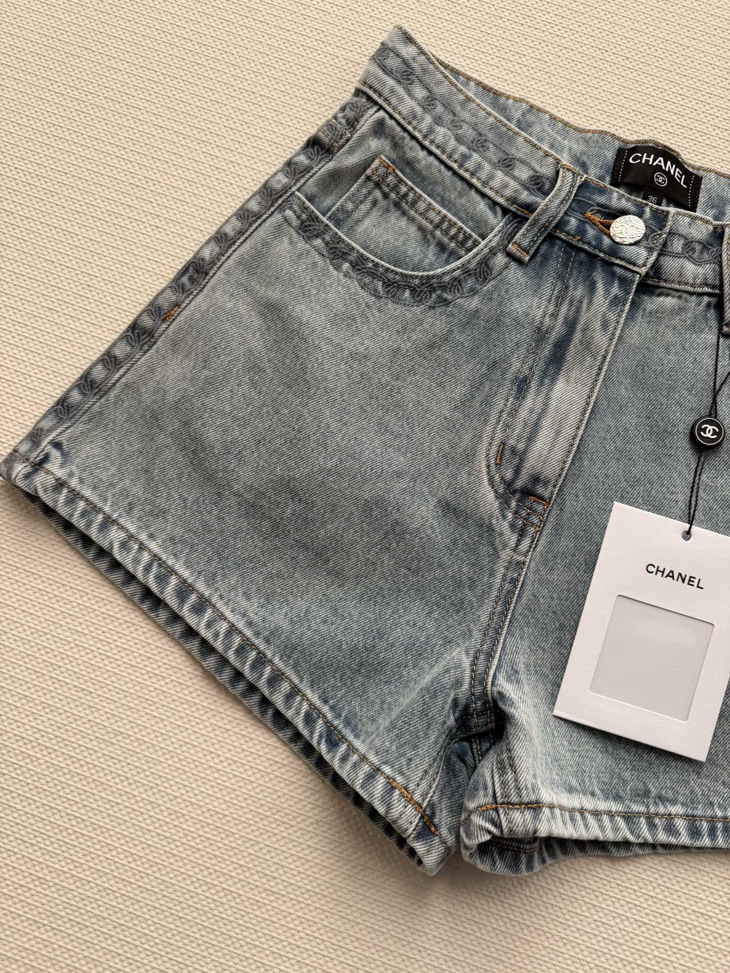 🔥HOT🔥26SS NEW Retro high waist denim shorts