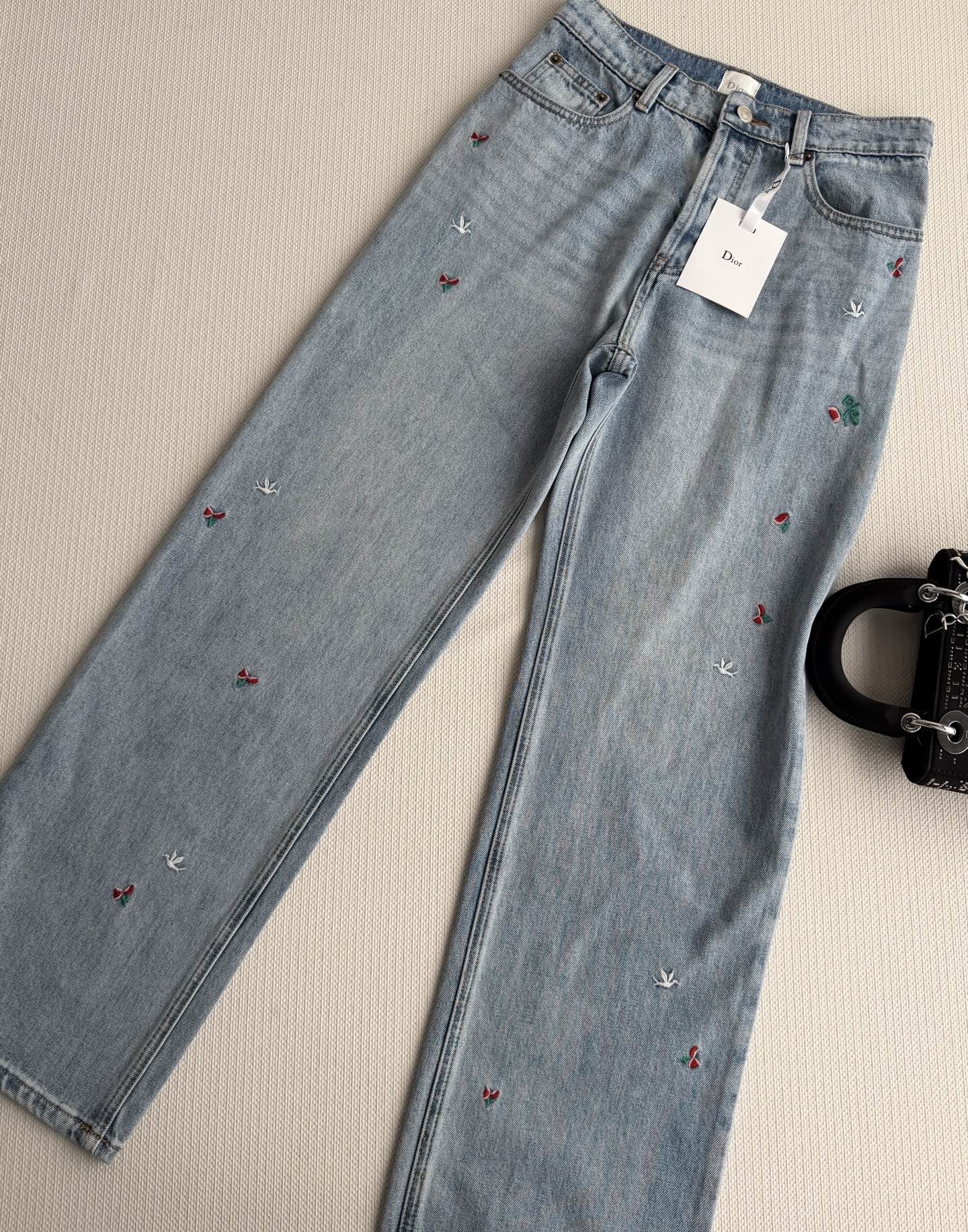 🔥HEISS🔥26SS NEUE gerade Jeans mit Blumenstickerei
