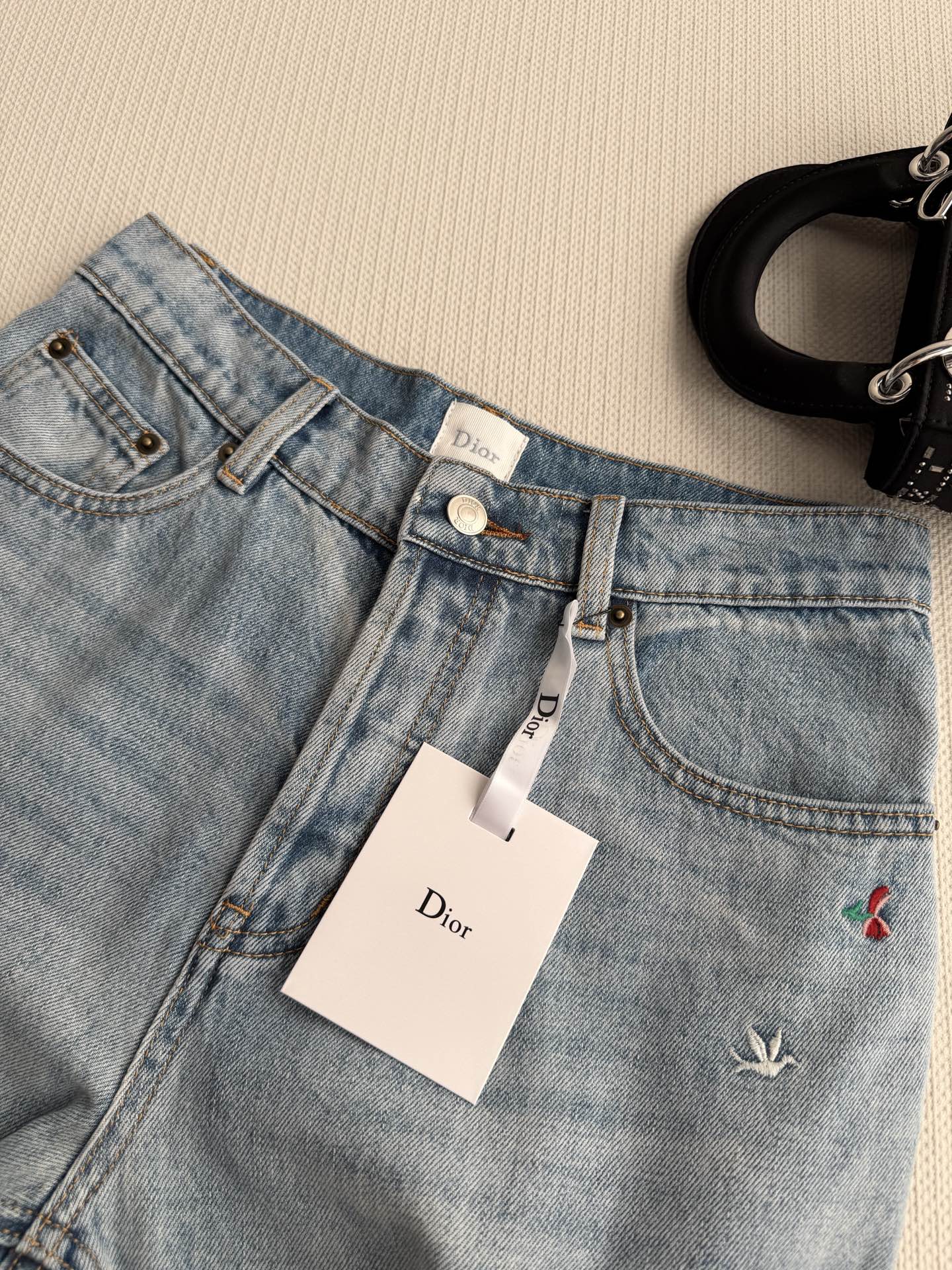 🔥HEISS🔥26SS NEUE gerade Jeans mit Blumenstickerei