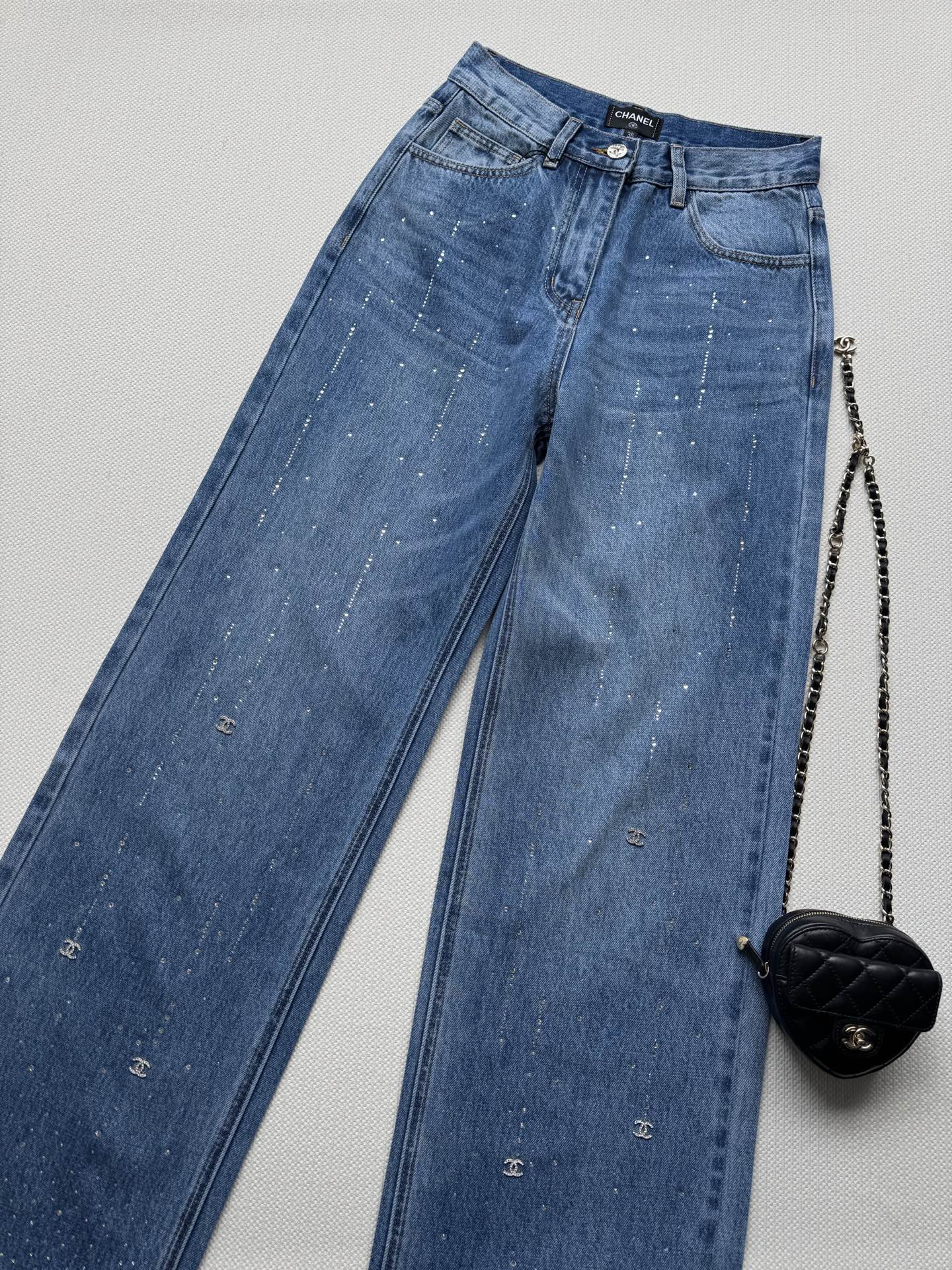 🔥HEISS🔥26SS NEUE Strass-Jeans mit geradem Bein