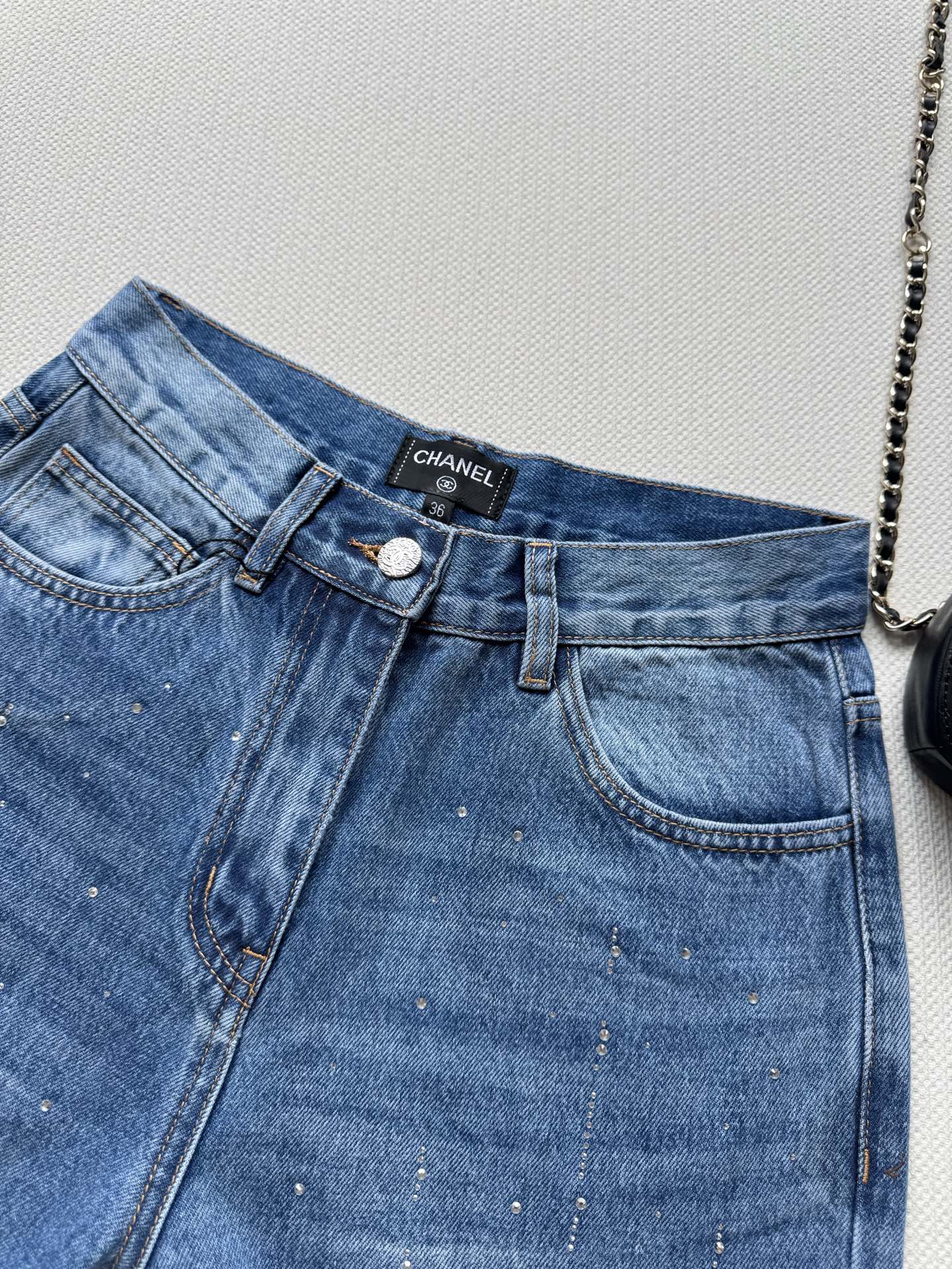 🔥HEISS🔥26SS NEUE Strass-Jeans mit geradem Bein