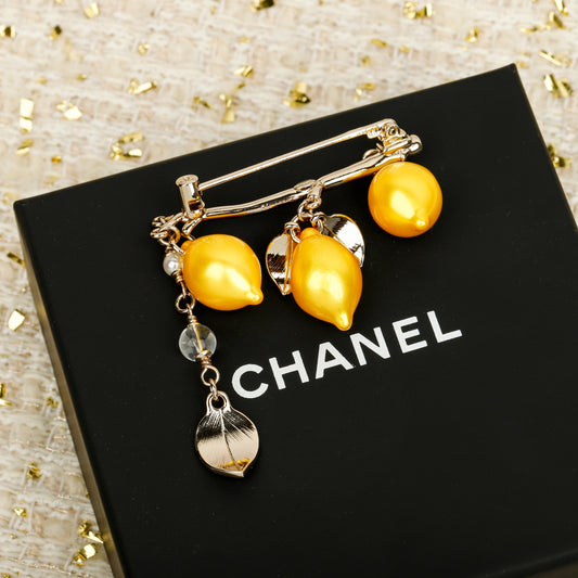 26SS NEW Lemon Double C Brooch