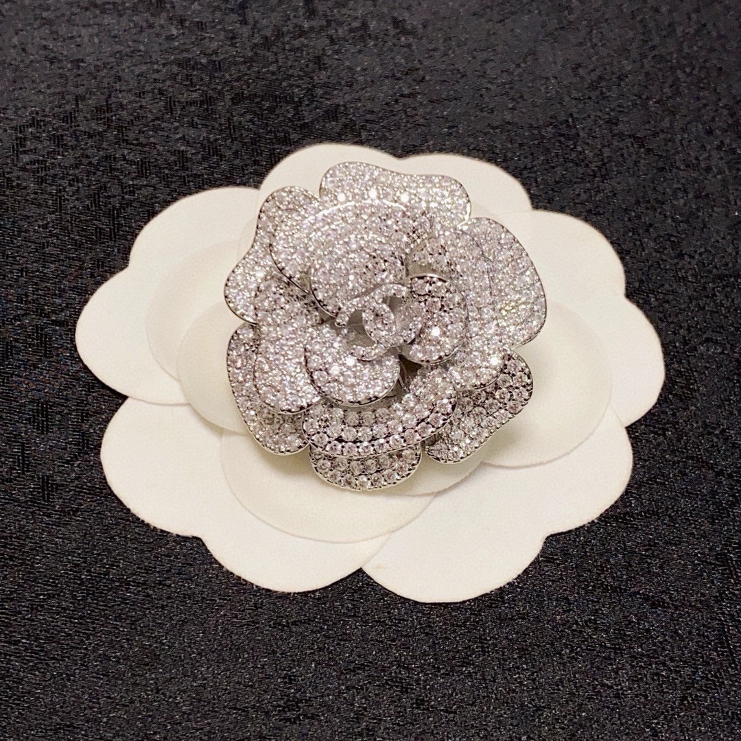 26SS NEW Silver camellia diamond Chanel brooch