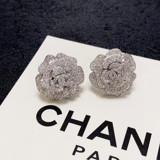 26SS NEW silver diamond camellia🌺 diamond stud earrings