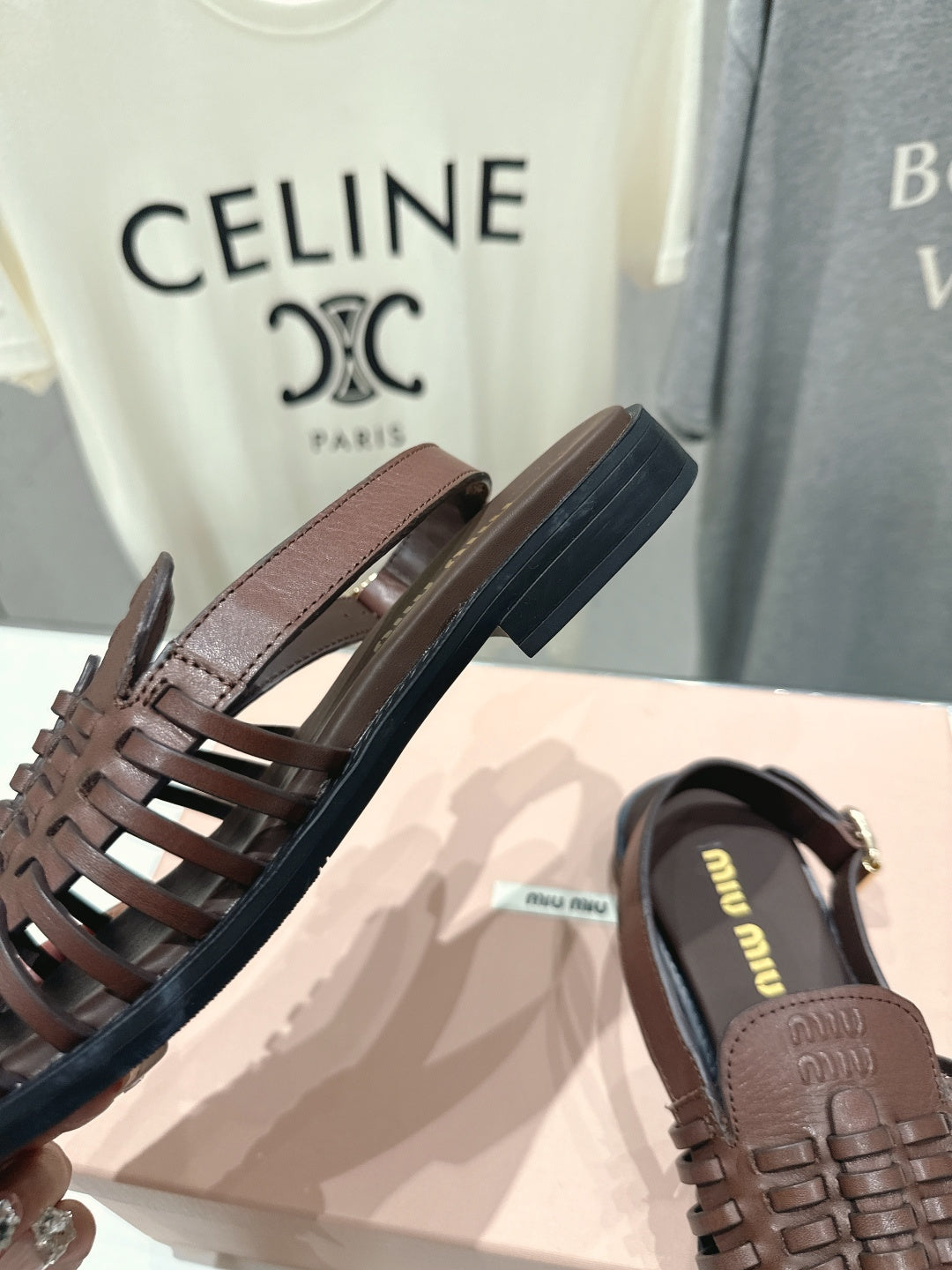 26SS NEUE Flache Retro-Sandalen, gewebte Mules