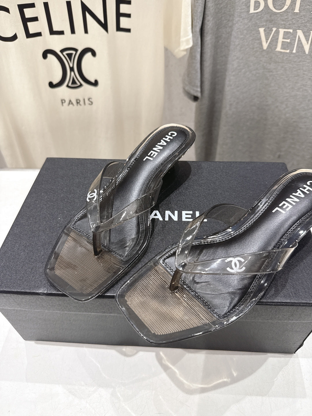26SS NEU Transparente Flip-Flops Strandsandalen