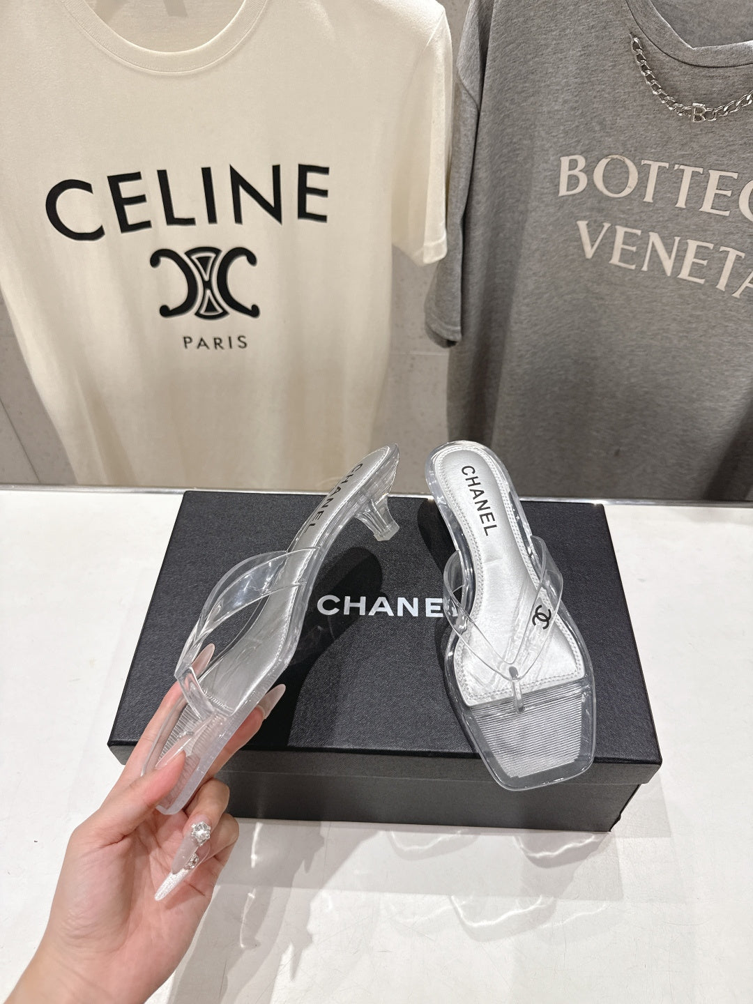 26SS NEU Transparente Flip-Flops Strandsandalen