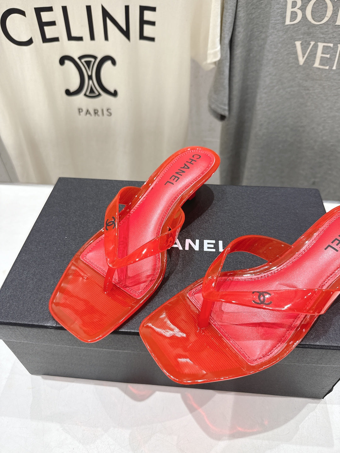 26SS NEU Transparente Flip-Flops Strandsandalen