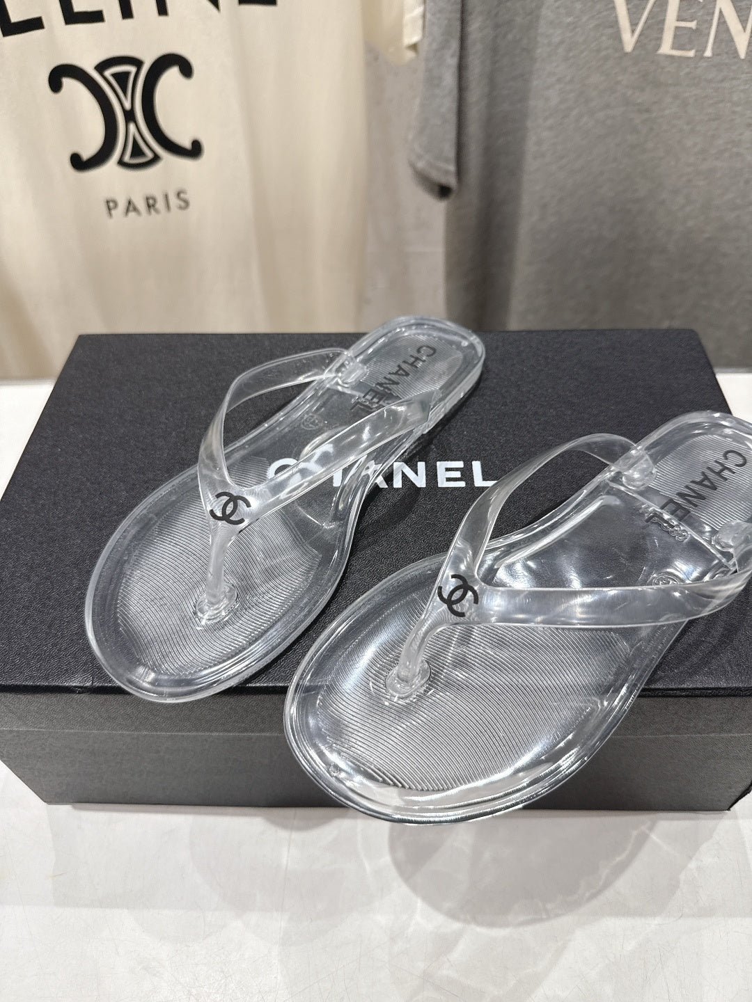 26SS NEU Transparente Flip-Flops Strandsandalen