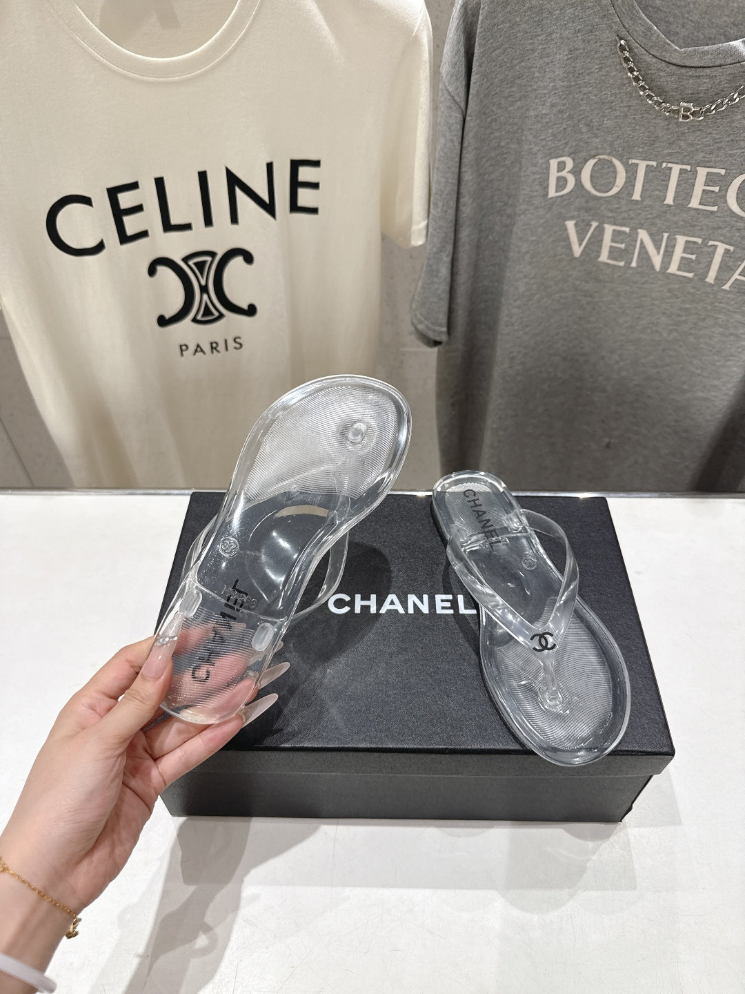 26SS NEU Transparente Flip-Flops Strandsandalen
