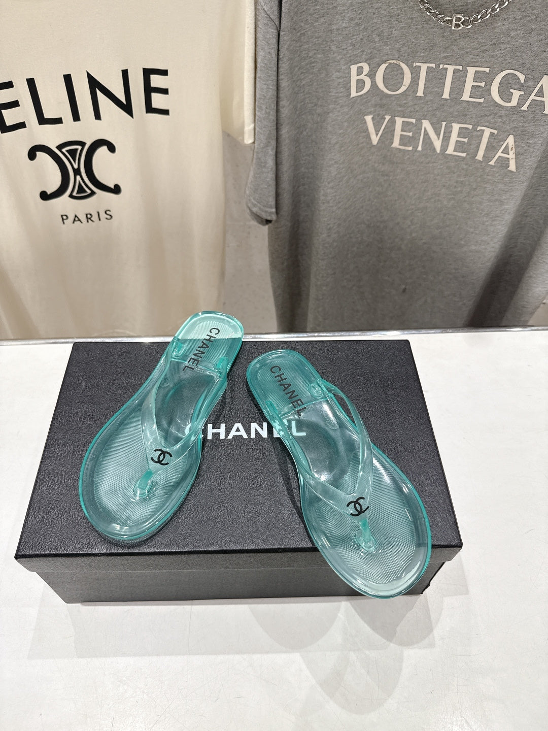 26SS NEU Transparente Flip-Flops Strandsandalen