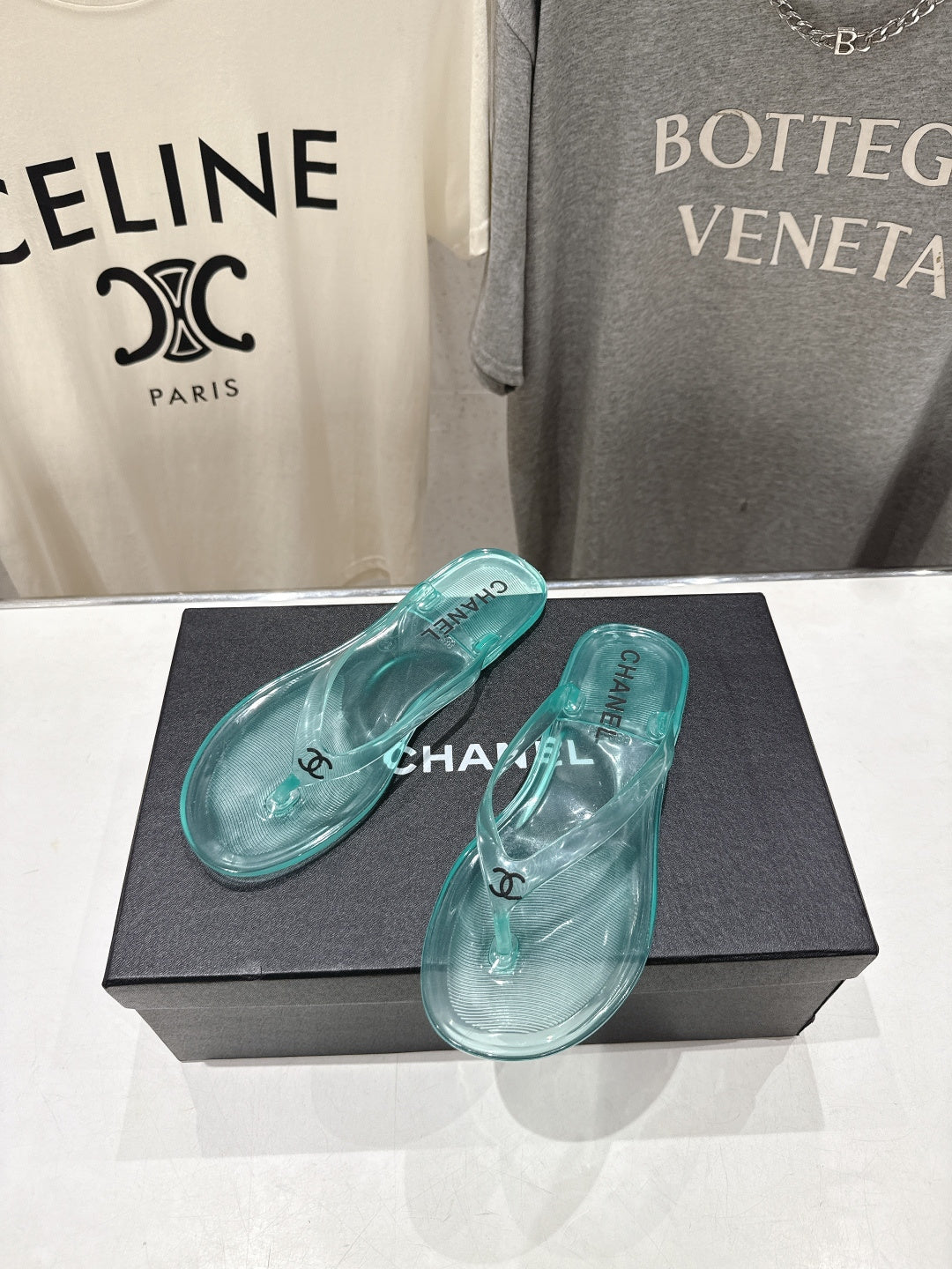 26SS NEU Transparente Flip-Flops Strandsandalen