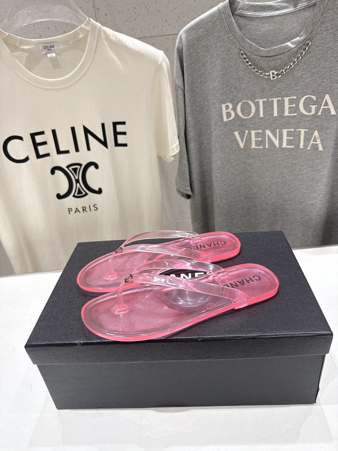26SS NEU Transparente Flip-Flops Strandsandalen