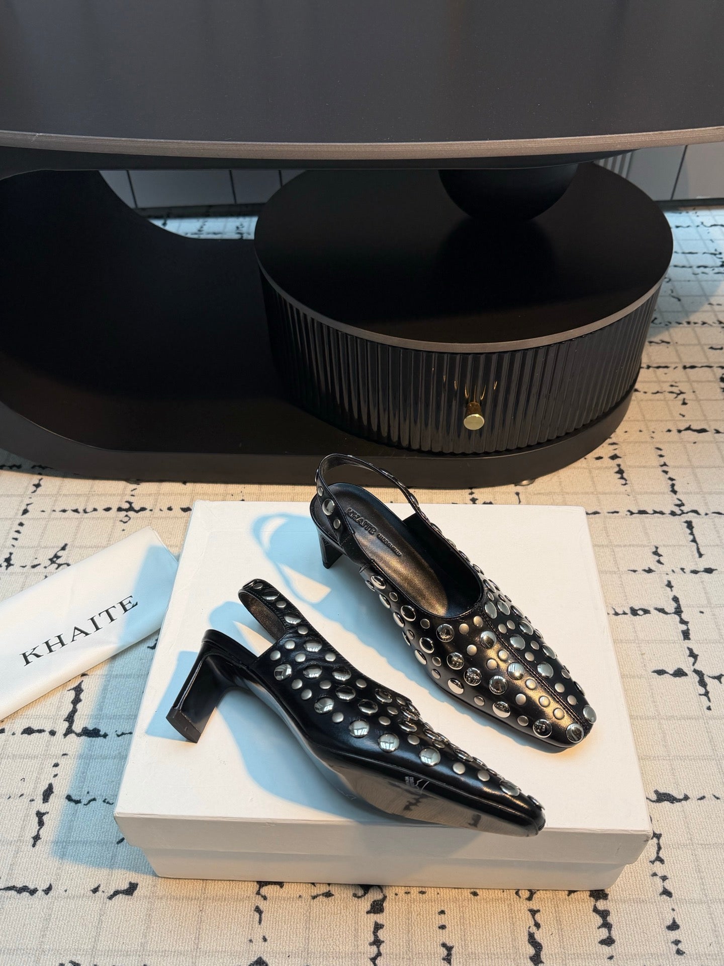 26SS NEUE Punk-Stil Nieten Römersandalen