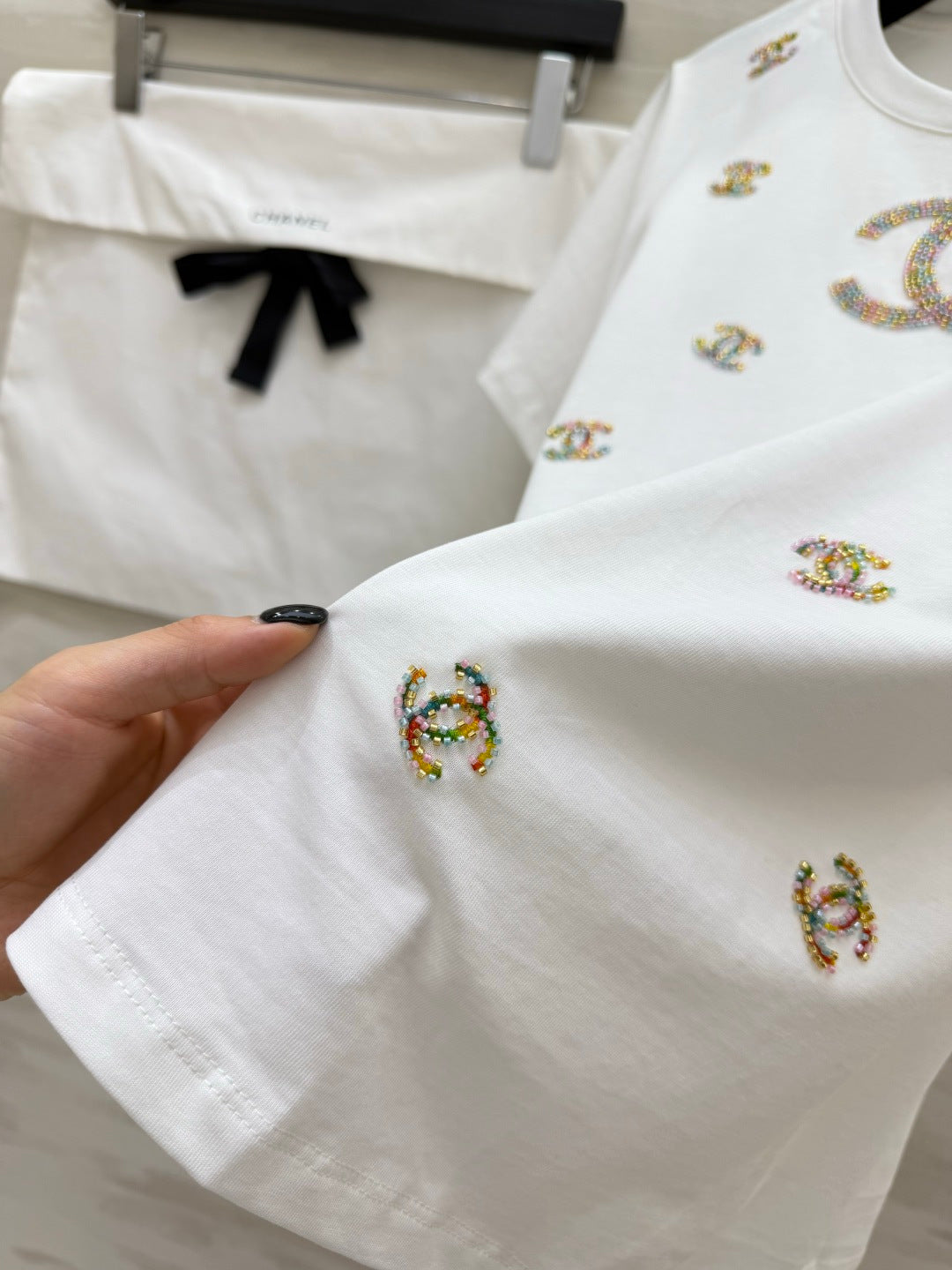 🔥Highest Quality🔥26SS NEW Colorful Double C bead embroidery white T-shirt