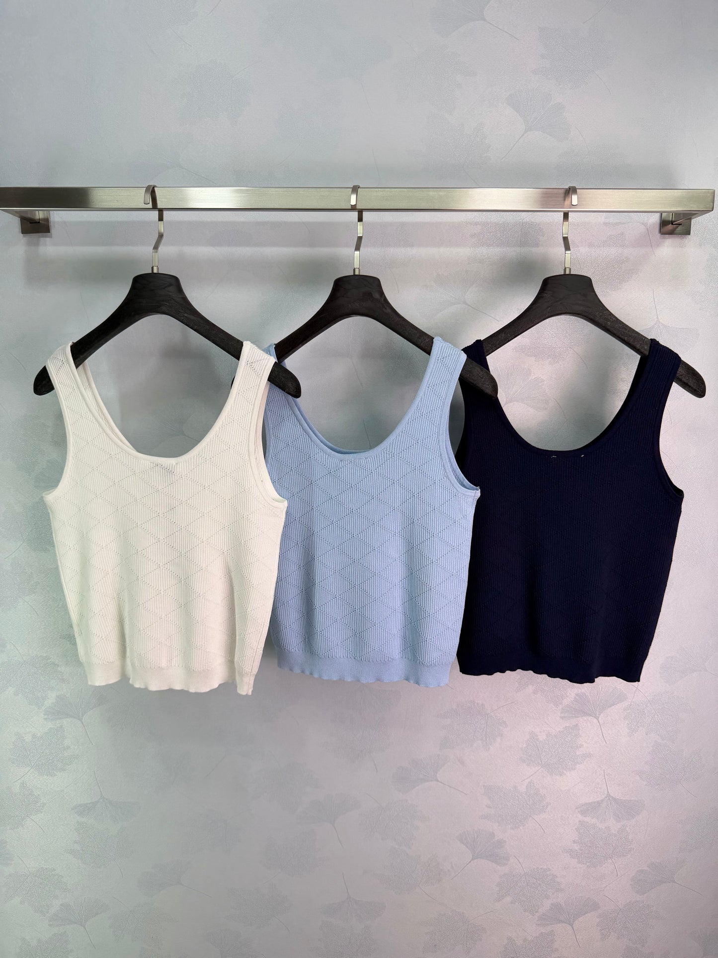 26SS NEW Diamond texture + colorful double C embellished knitted vest