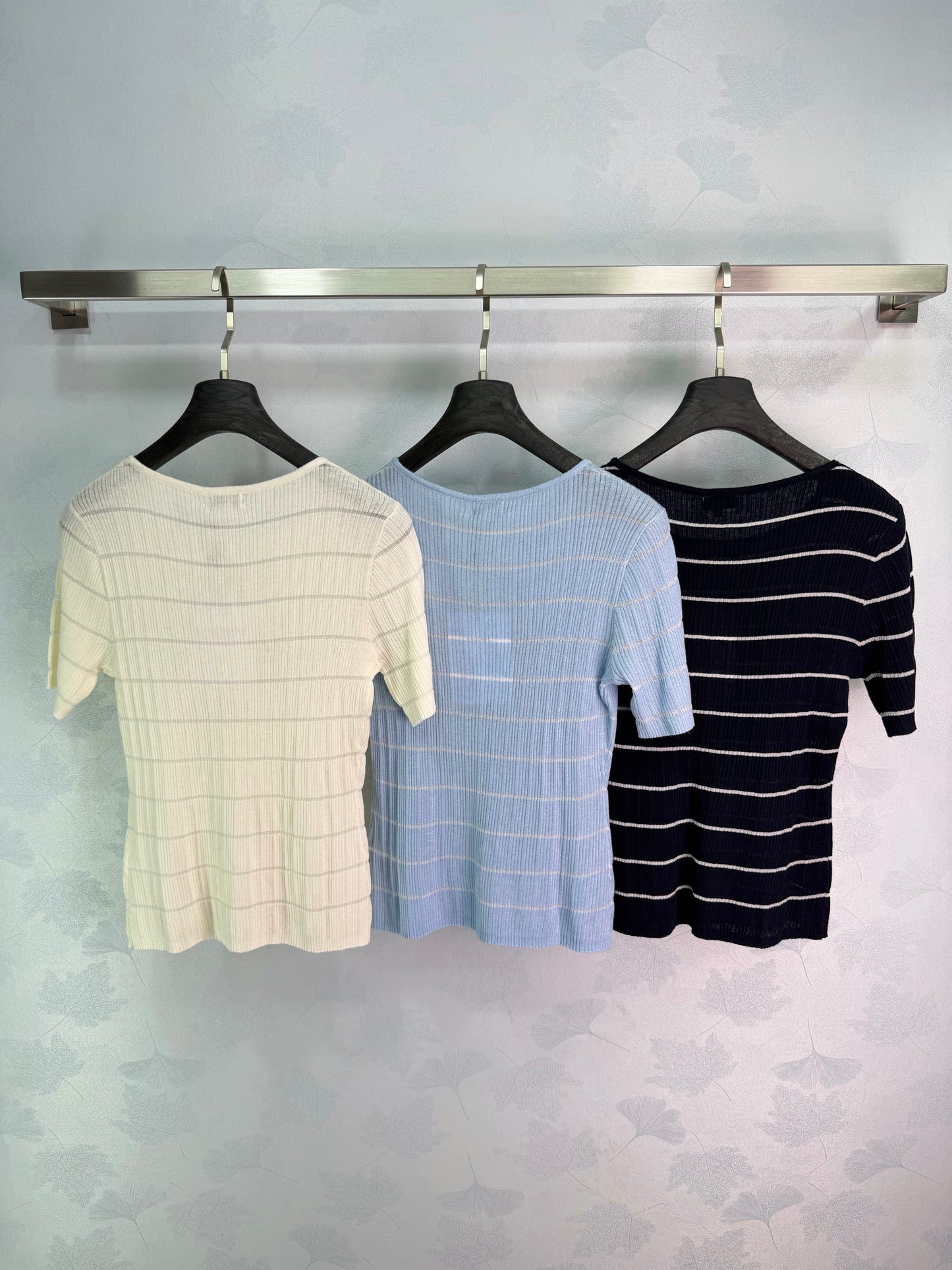 26SS NEW Ultra-thin breathable striped knitted short sleeves