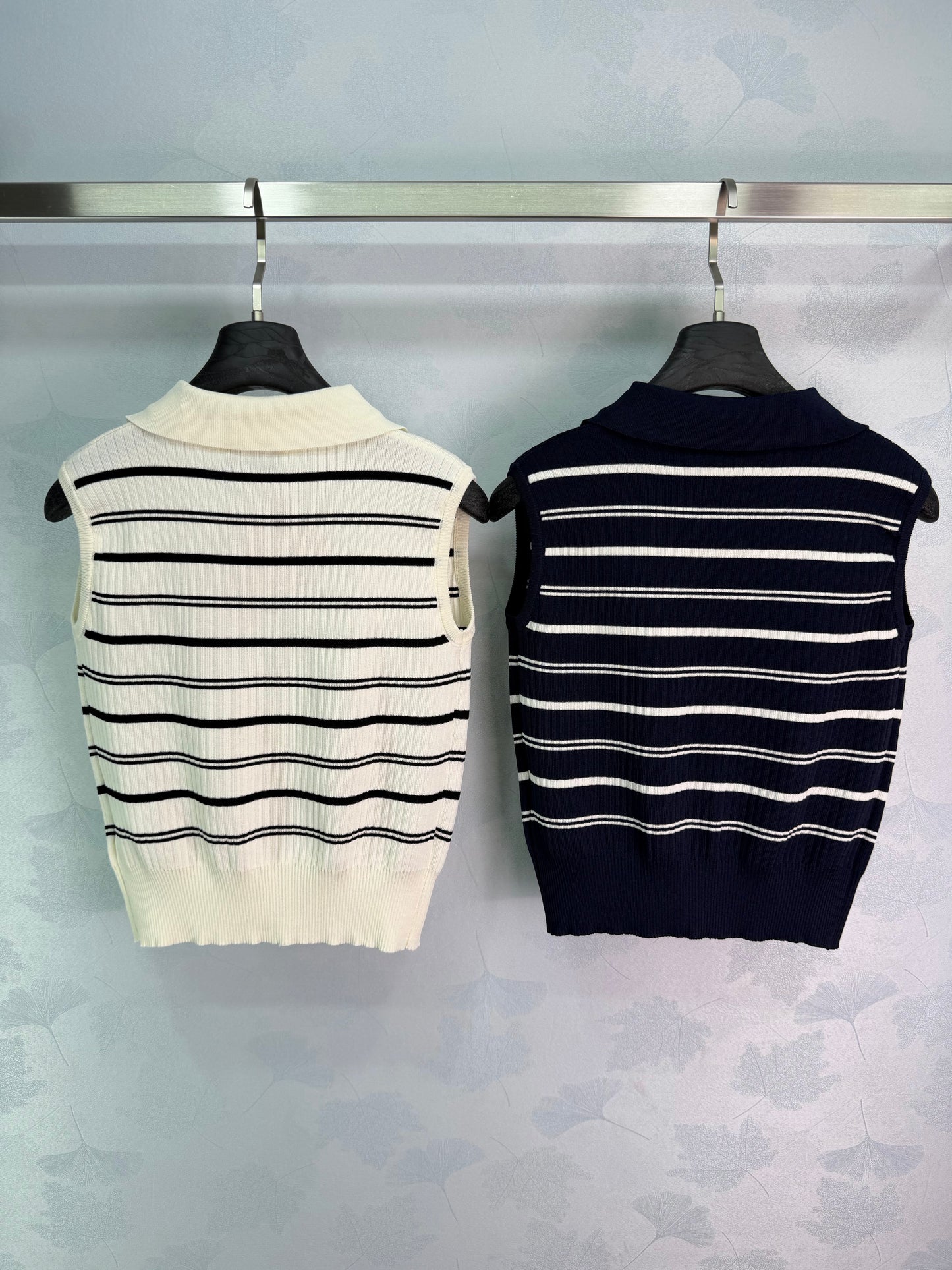 26SS NEW Striped knitted vest