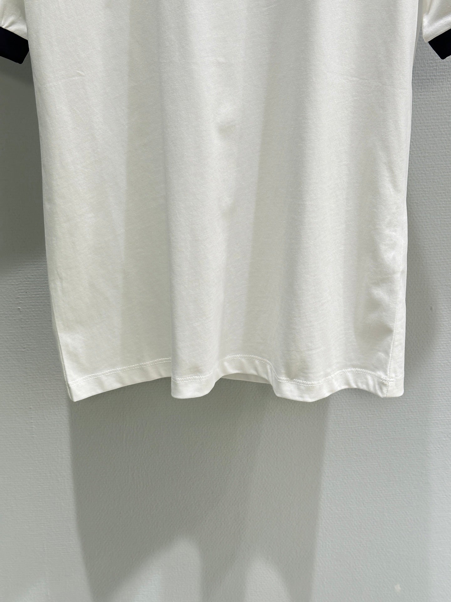 26SS NEW Round neck T-shirt with micro logo embroidery on the chest