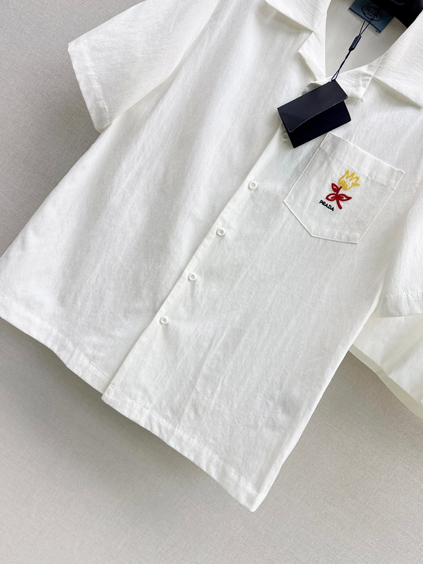 26SS NEW Embroidered short-sleeved shirt + shorts refreshing matching set