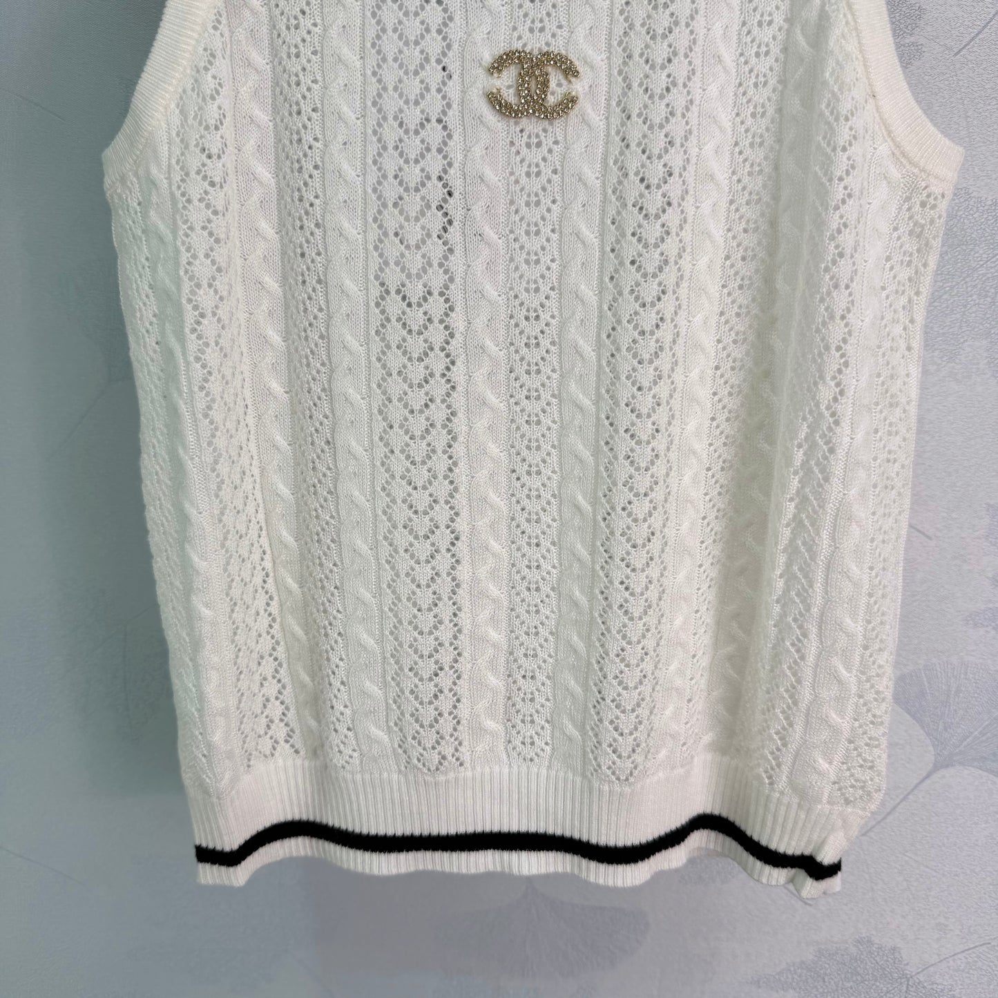 26SS NEW Hollow round neck knitted vest