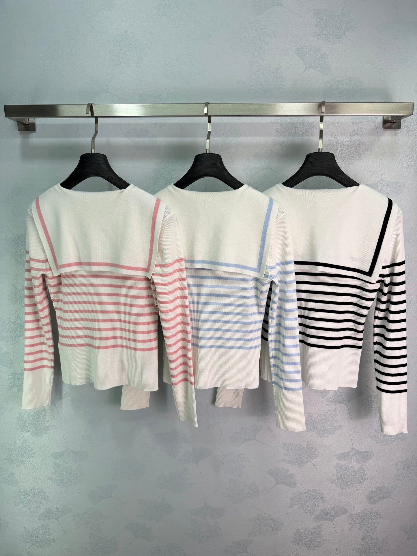 26SS NEW Striped knitted top