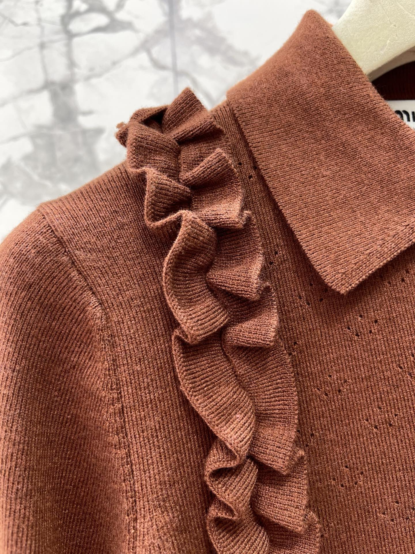 26SS NEW Letter logo embroidered layered fungus knitted cardigan
